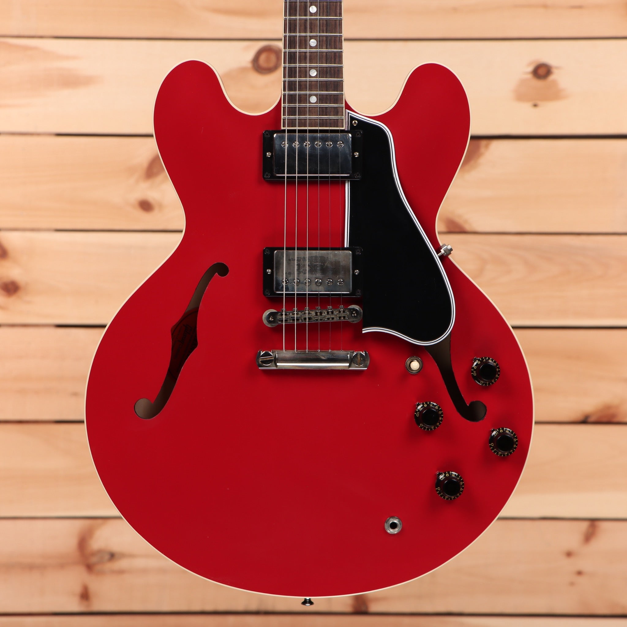 Gibson 1959 ES-335 semi-hollow electric guitar cardinal red with dual humbucker pickups and f-holes