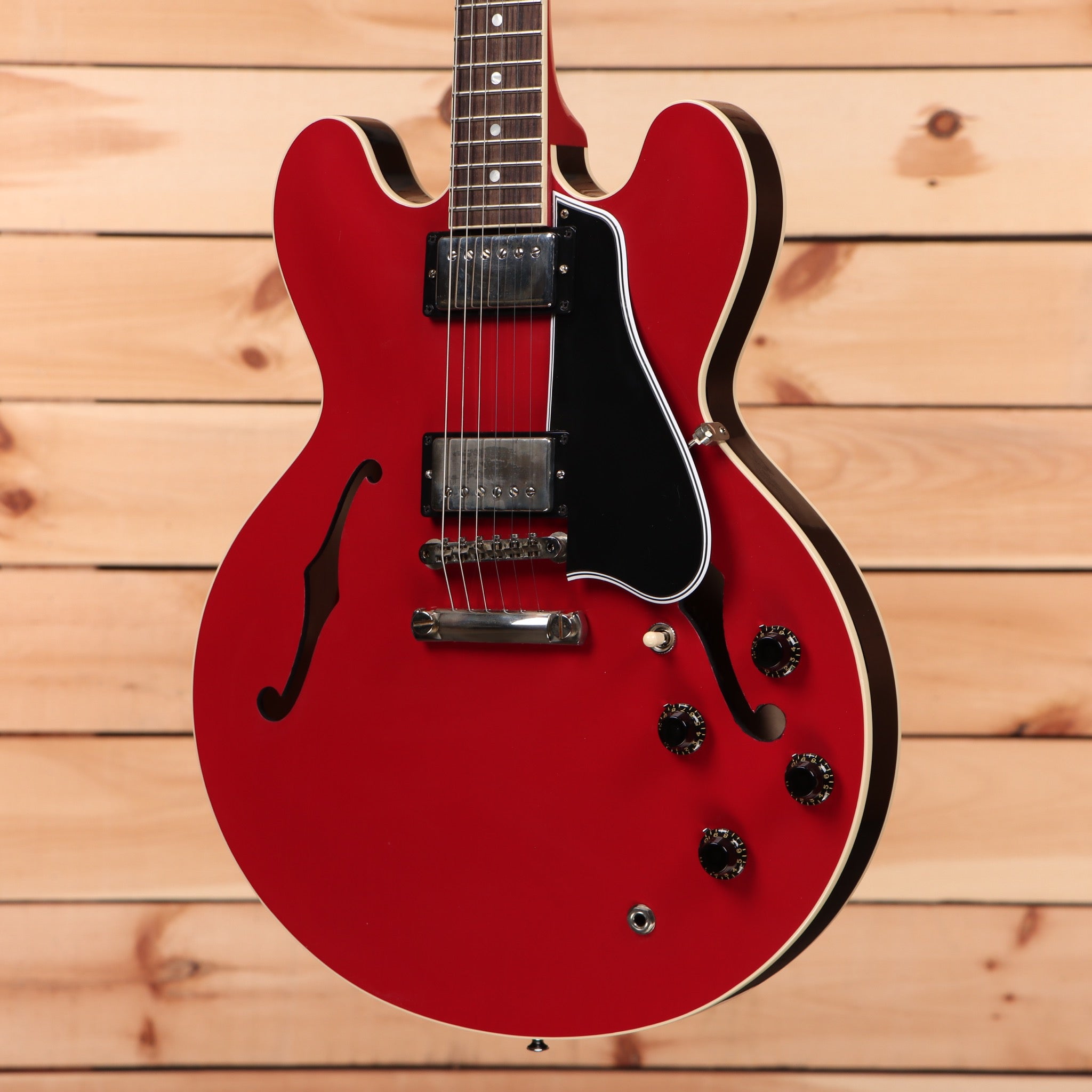 Gibson 1959 ES-335 semi-hollow electric guitar Cardinal Red with dual humbuckers and f-holes