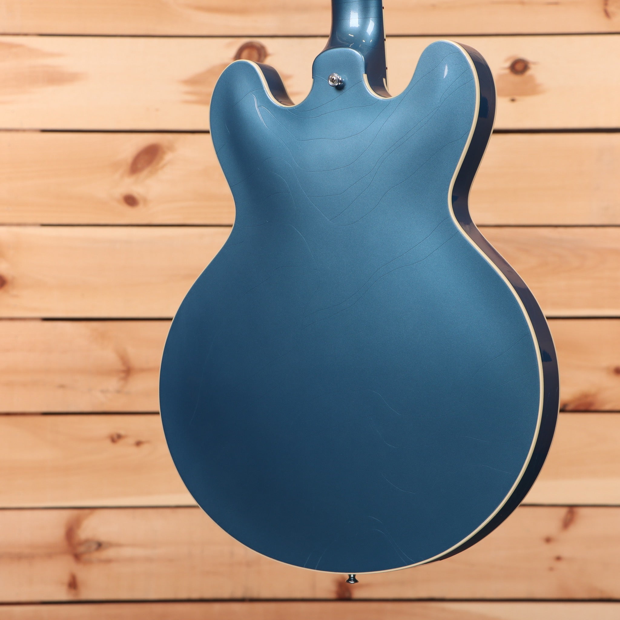 Gibson ES-335 semi-hollow electric guitar Frost Blue with cream binding and f-holes