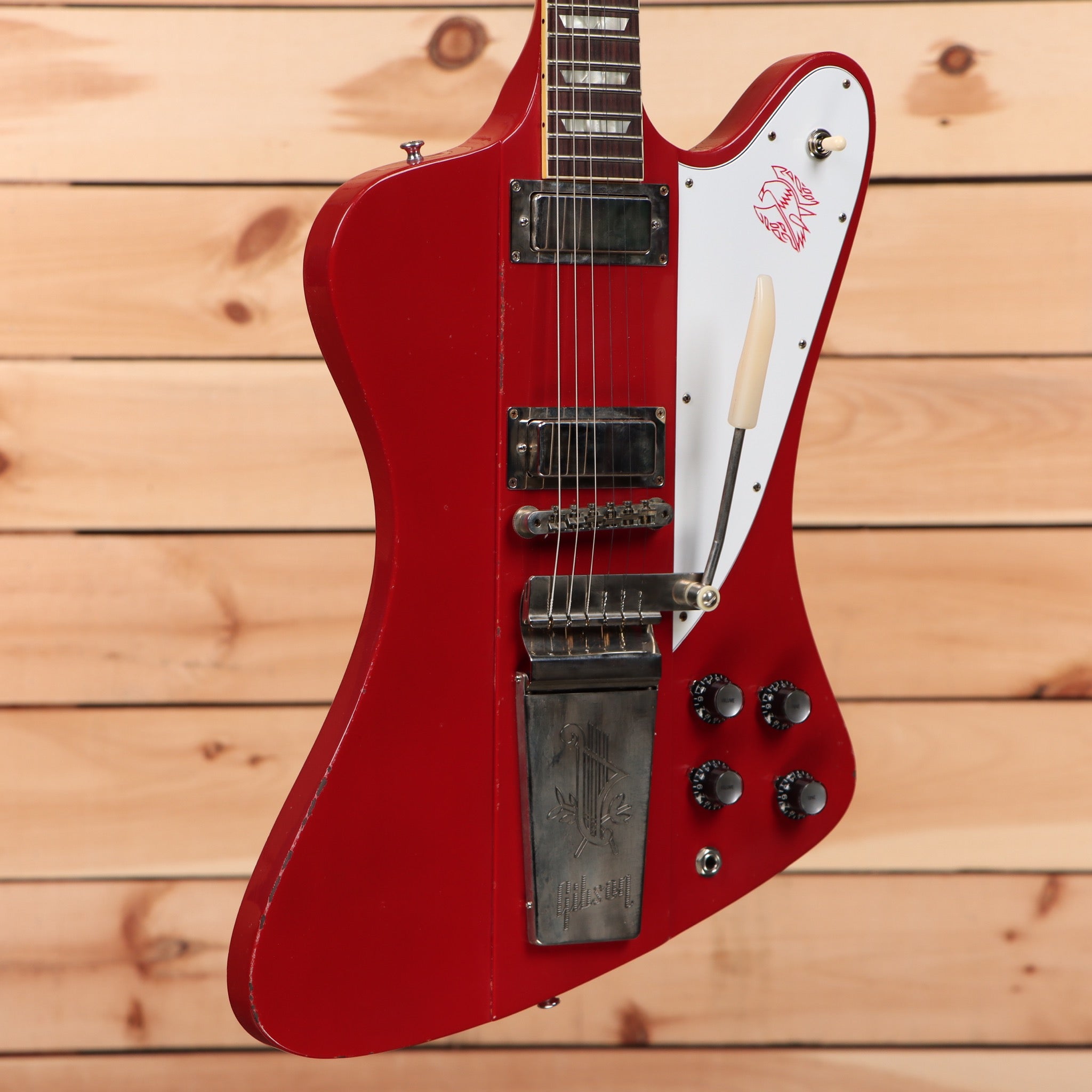 pædagog Gøre klart Orator Gibson 1963 Firebird V With Maestro Vibrola Cardinal Red Light Aged - –  Righteous Guitars
