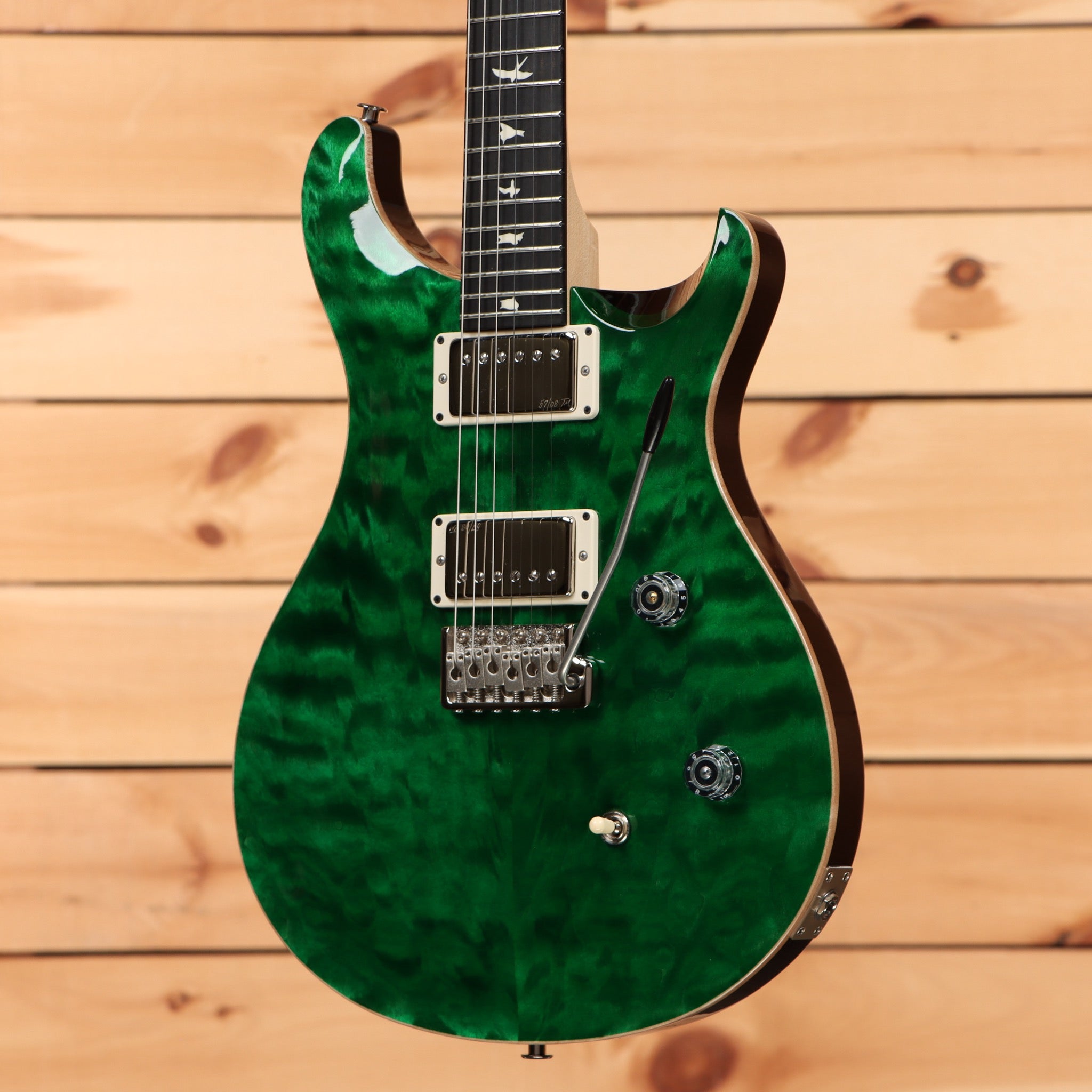 Paul Reed Smith Limited Righteous Run CE-24 electric guitar Emerald Green with dual humbuckers and tremolo bridge