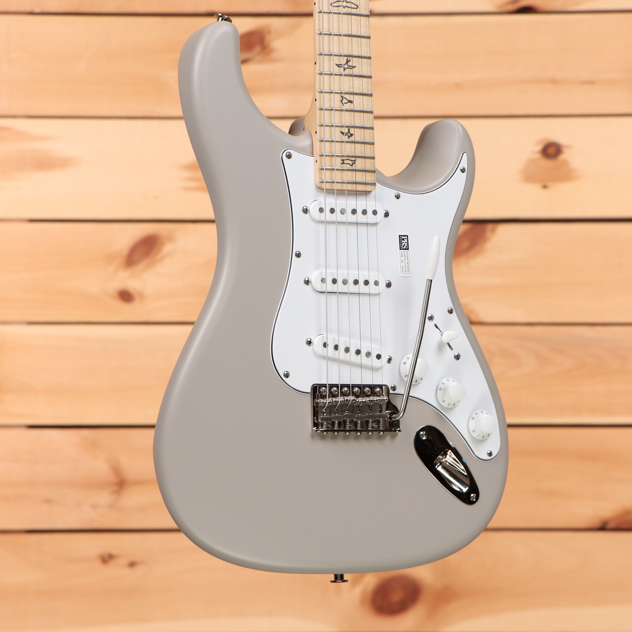 Paul Reed Smith Silver Sky maple electric guitar Moc Sand with white pickguard and tremolo bridge