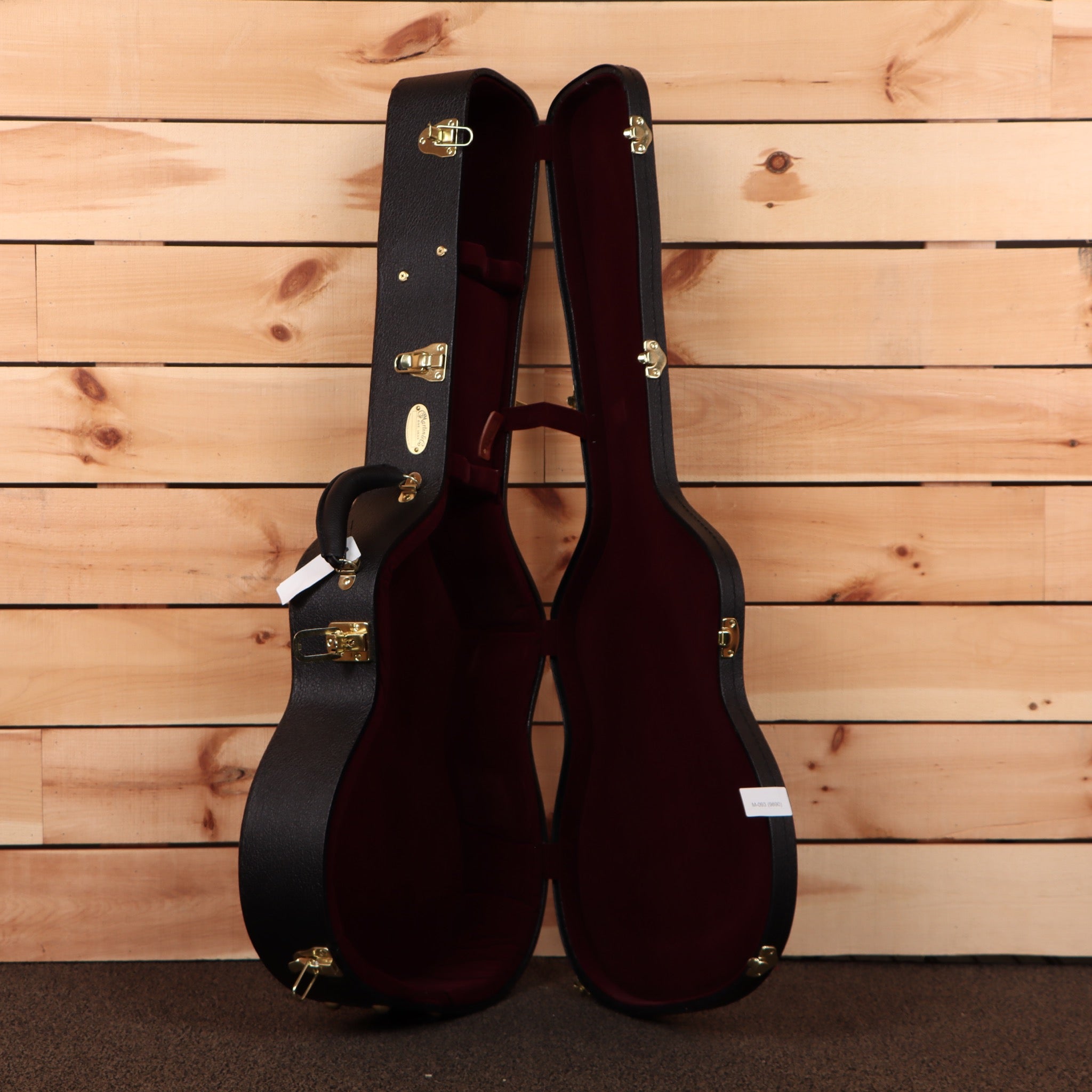 Martin OMJMJohn Mayer acoustic guitar antique toner finish with burgundy velvet interior case