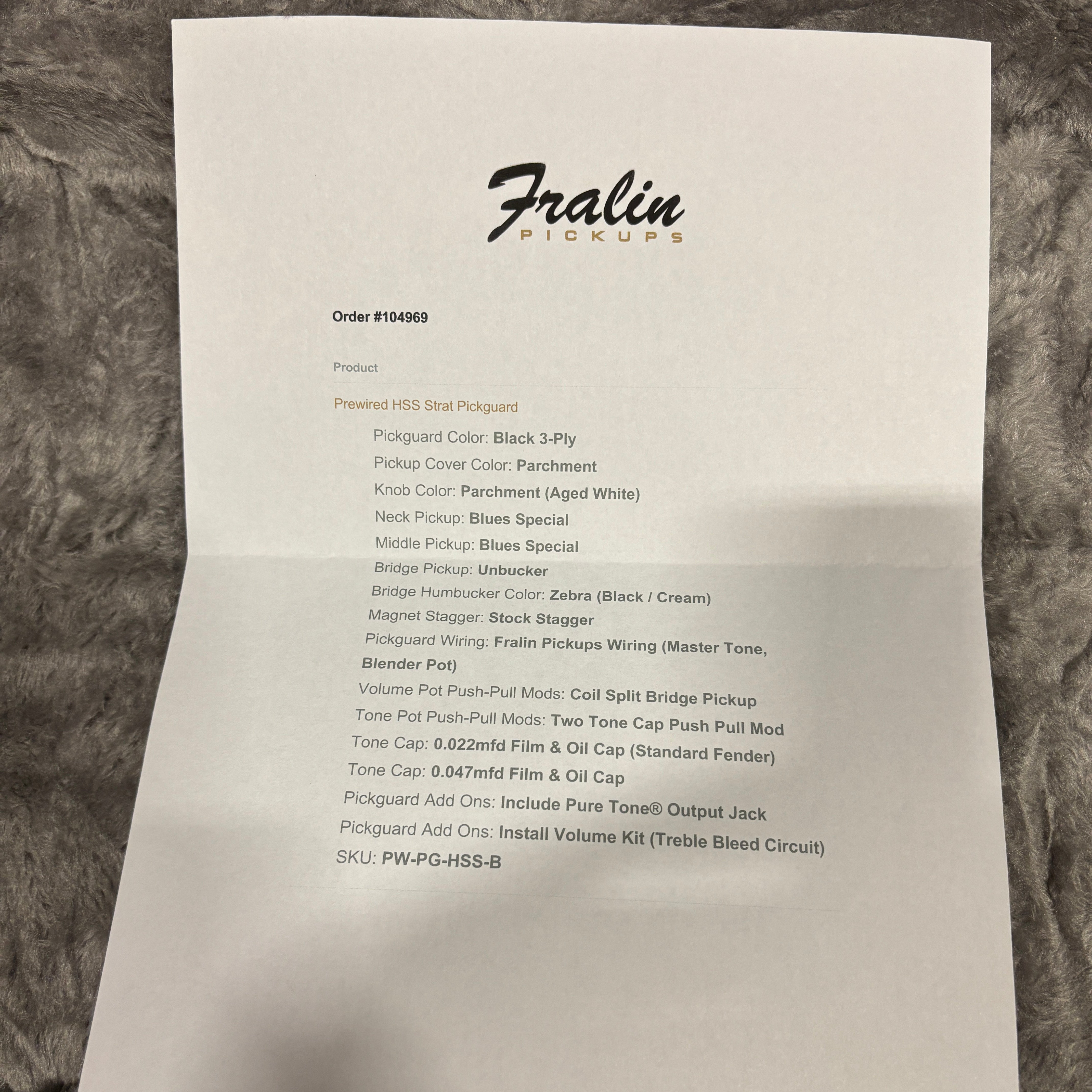 Fender American Professional II Stratocaster pre-owned electric guitar Olympic White with Fralin pickups and tremolo bridge