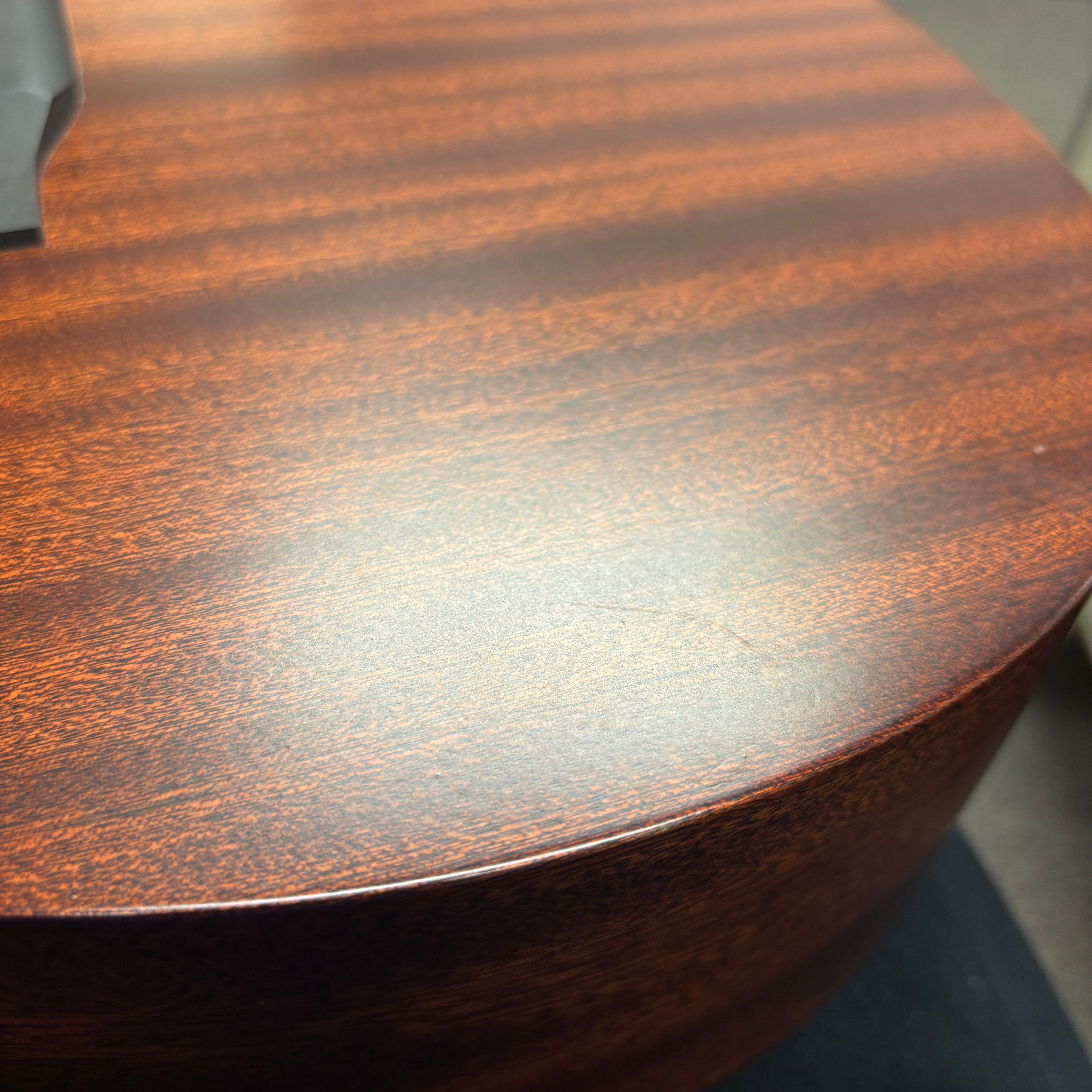 Pre-owned Martin 00-10e Road Series acoustic guitar natural finish with satin polyurethane top