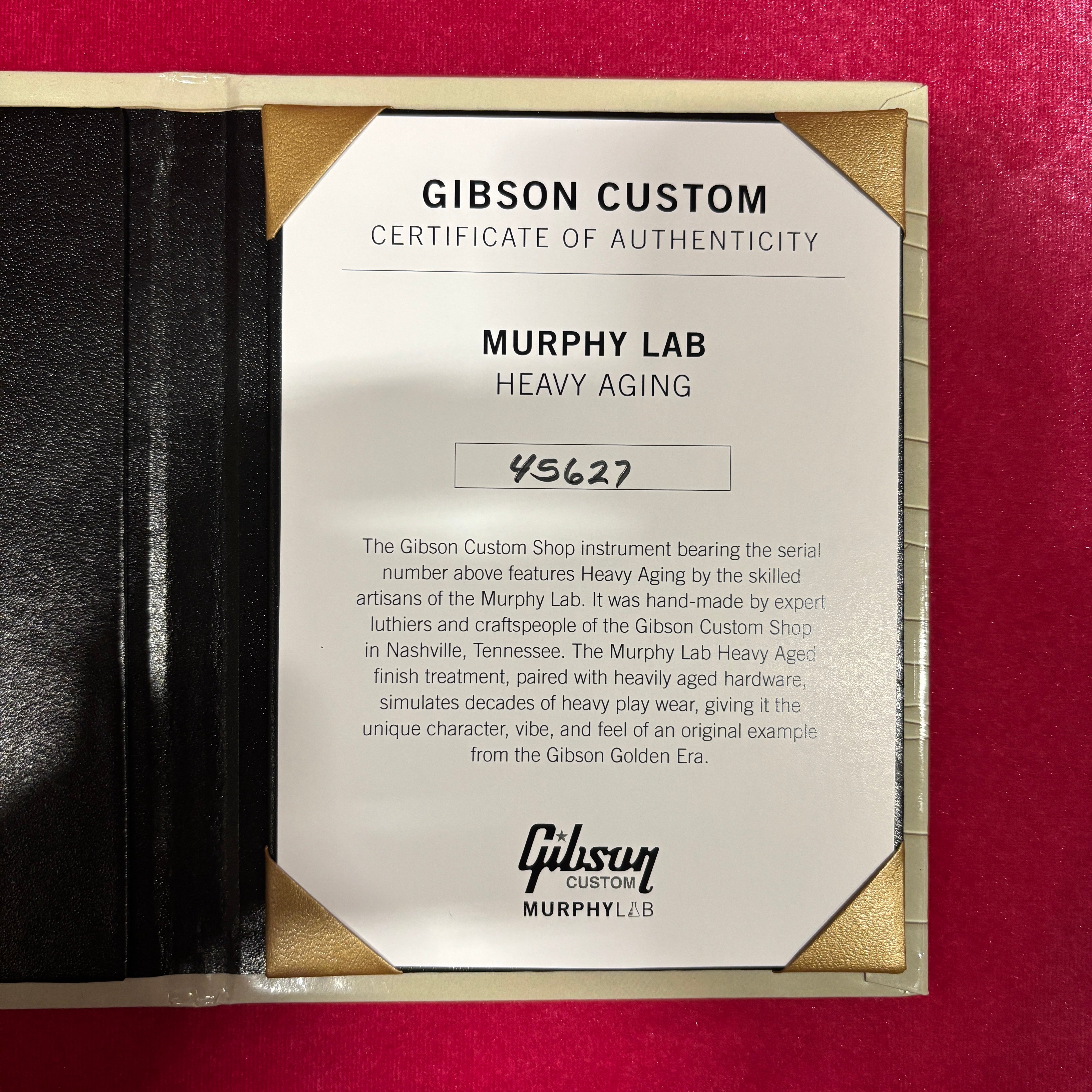 Gibson Custom Murphy Lab Heavy Aged Les Paul electric guitar double gold finish certificate of authenticity
