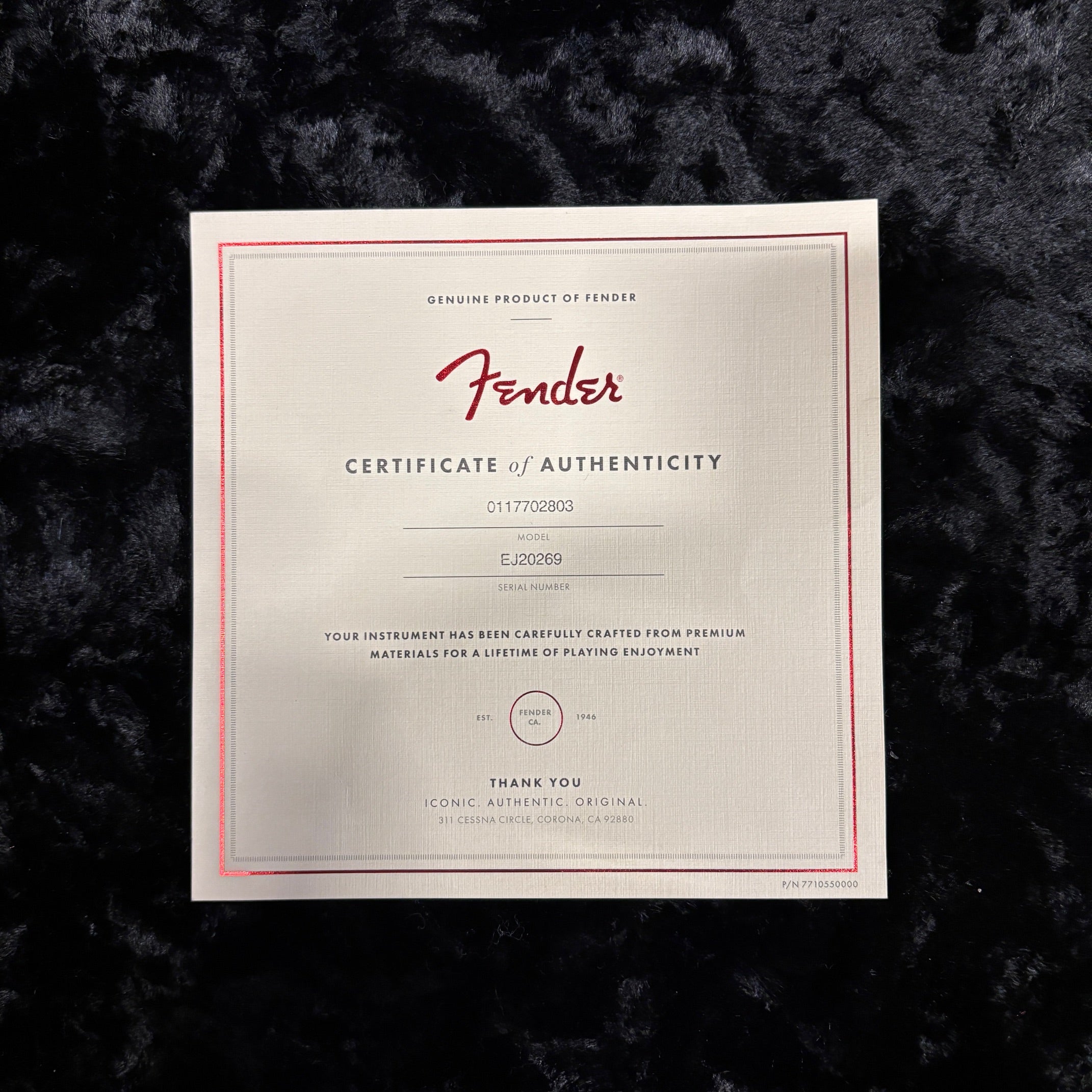 Fender Eric Johnson Stratocaster pre-owned electric guitar 2-color sunburst with certificate of authenticity