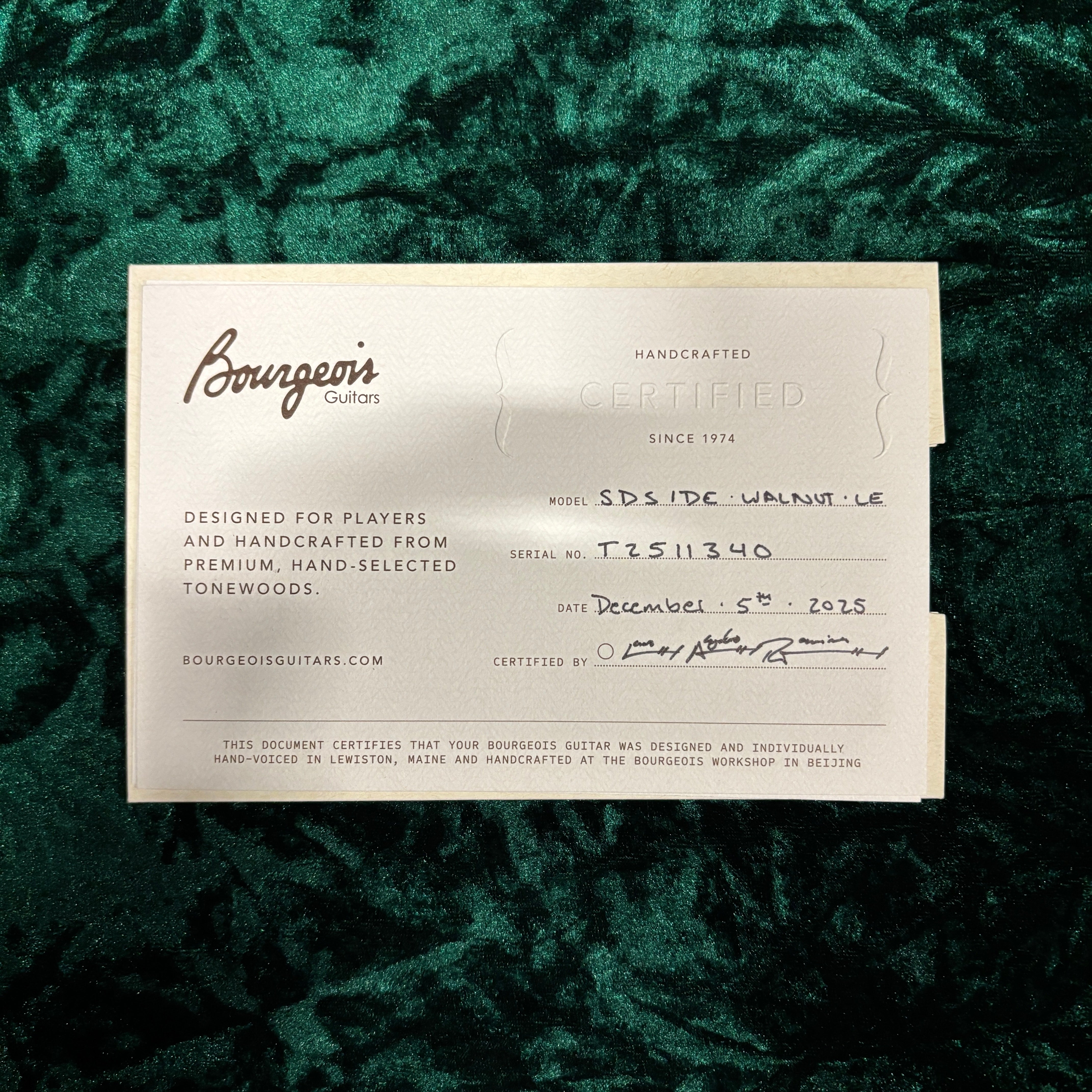 Bourgeois SDS Dreadnought acoustic guitar walnut finish with hand-selected tonewoods certification card