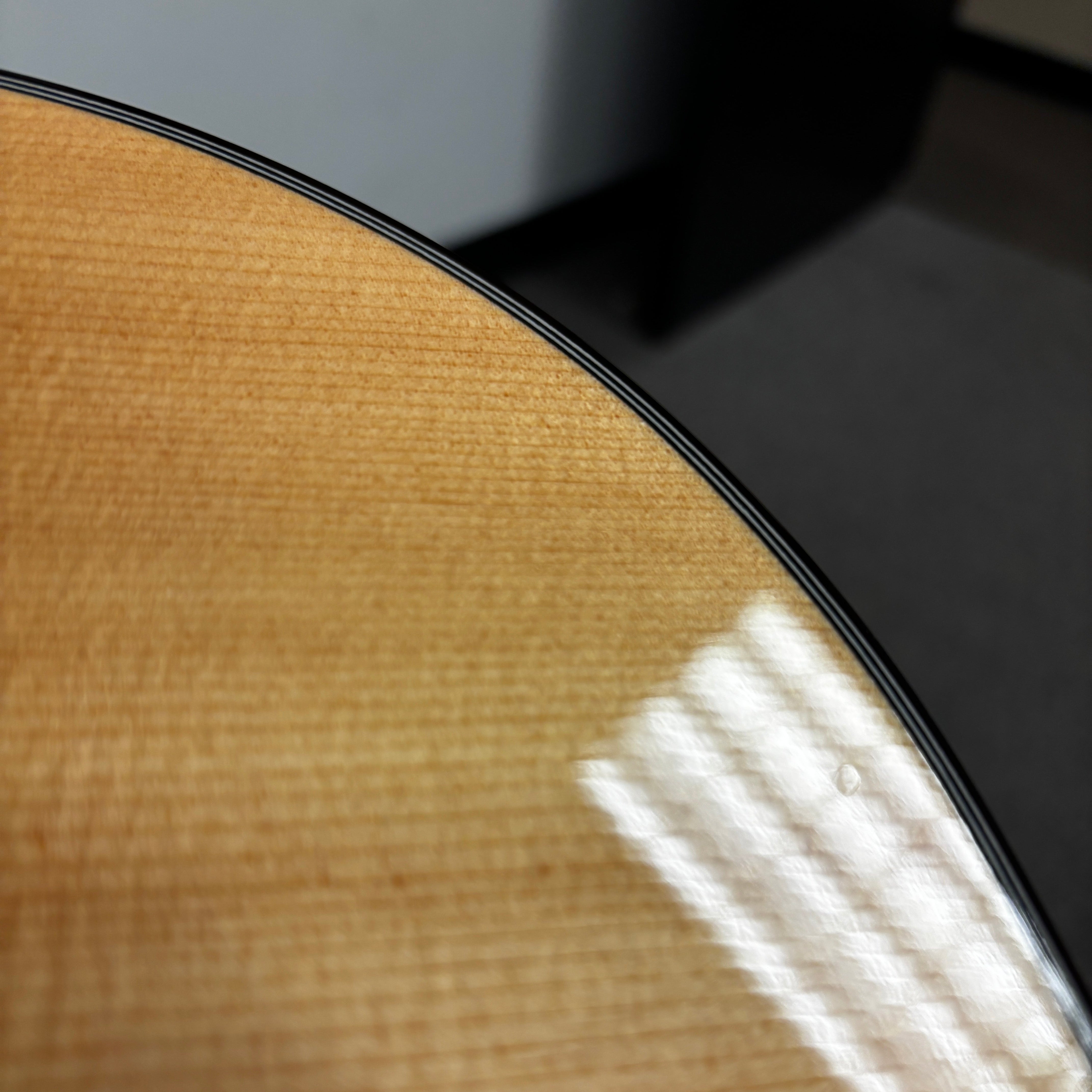 Pre-owned Huss and Dalton Tomm acoustic guitar natural finish with bone bridge pins