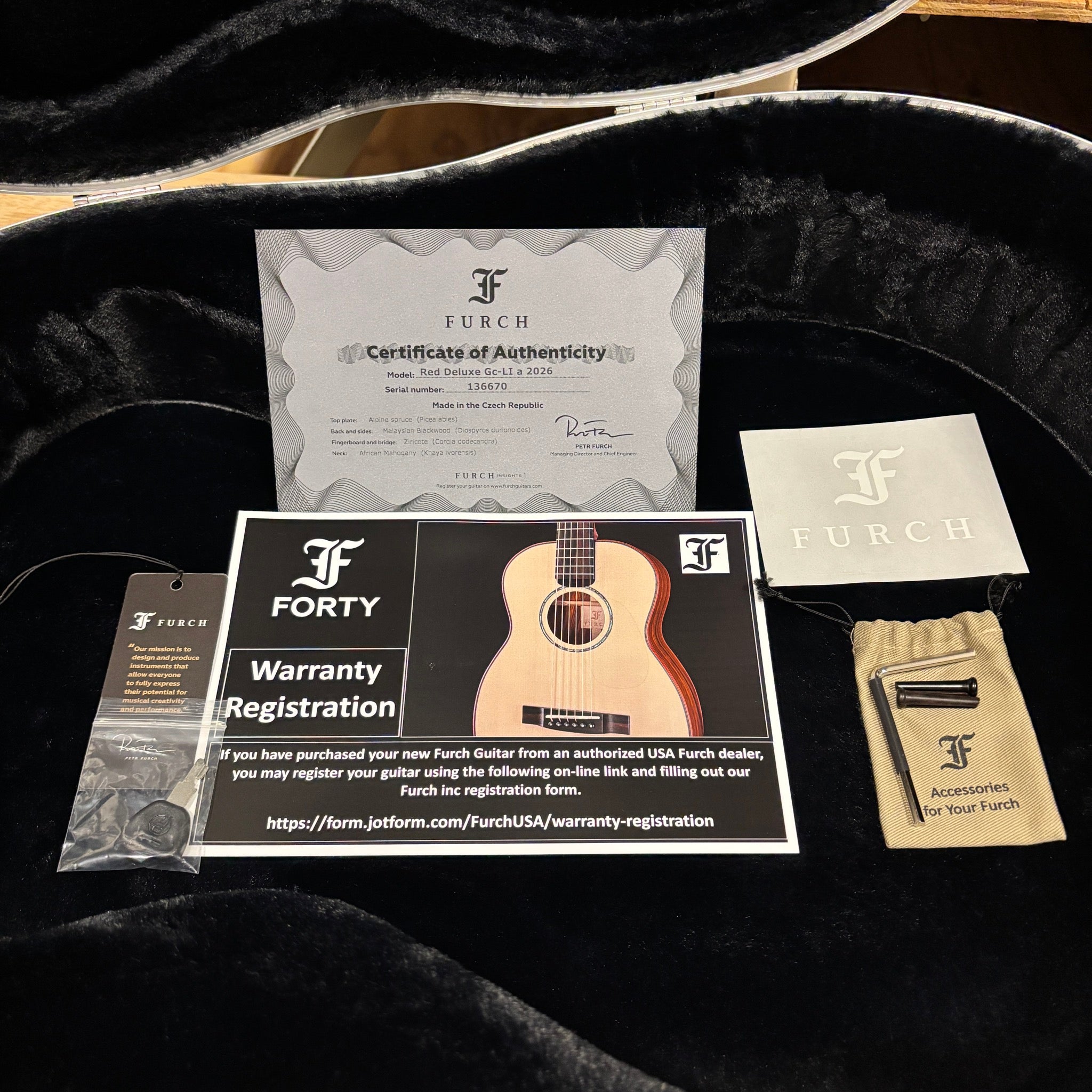 Furch Vintage 1 D-SM Acoustic Guitar - Natural – Righteous Guitars