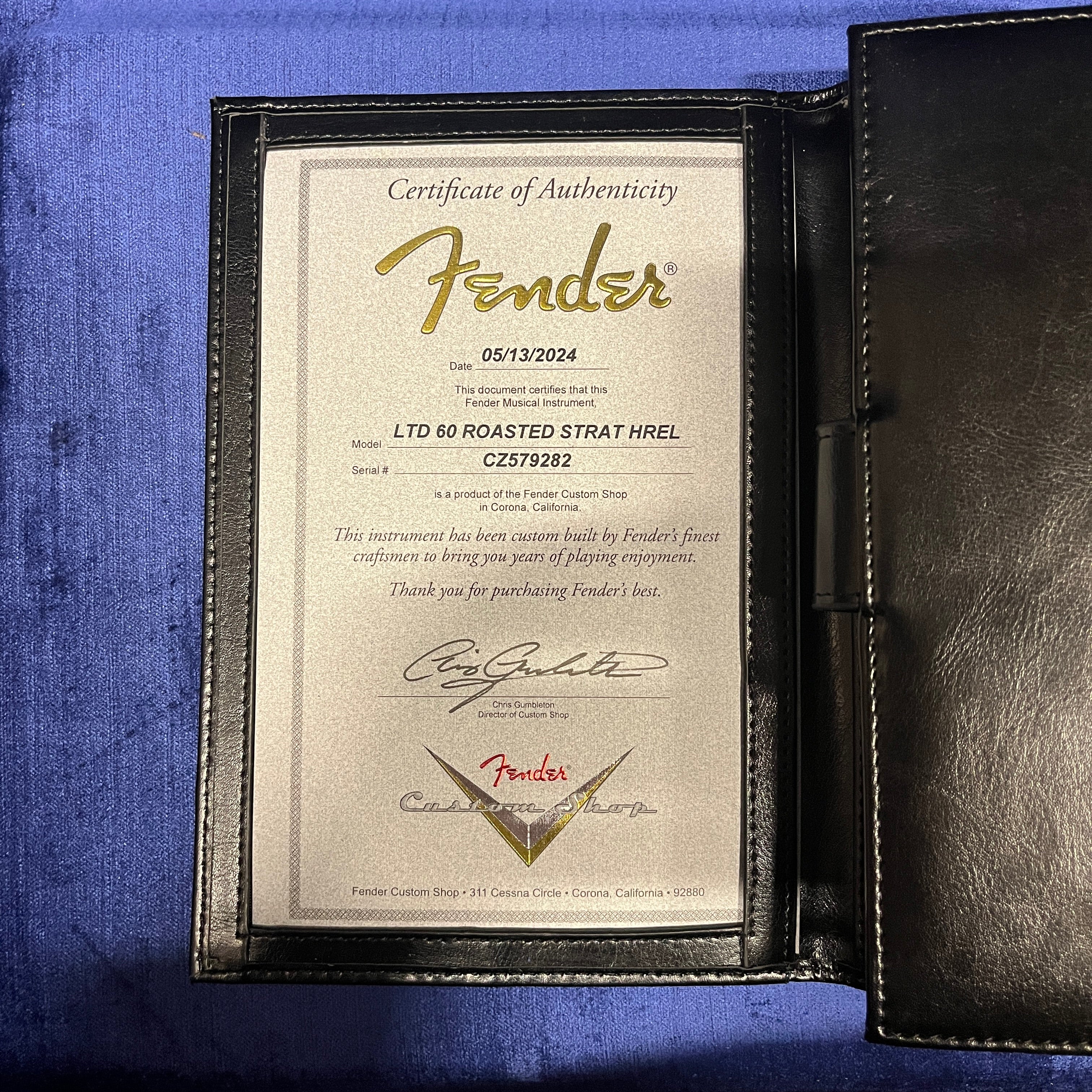 Fender Custom Shop Limited 1960 Roasted Alder Stratocaster electric guitar Heavy Relic Aged Black with Certificate of Authenticity
