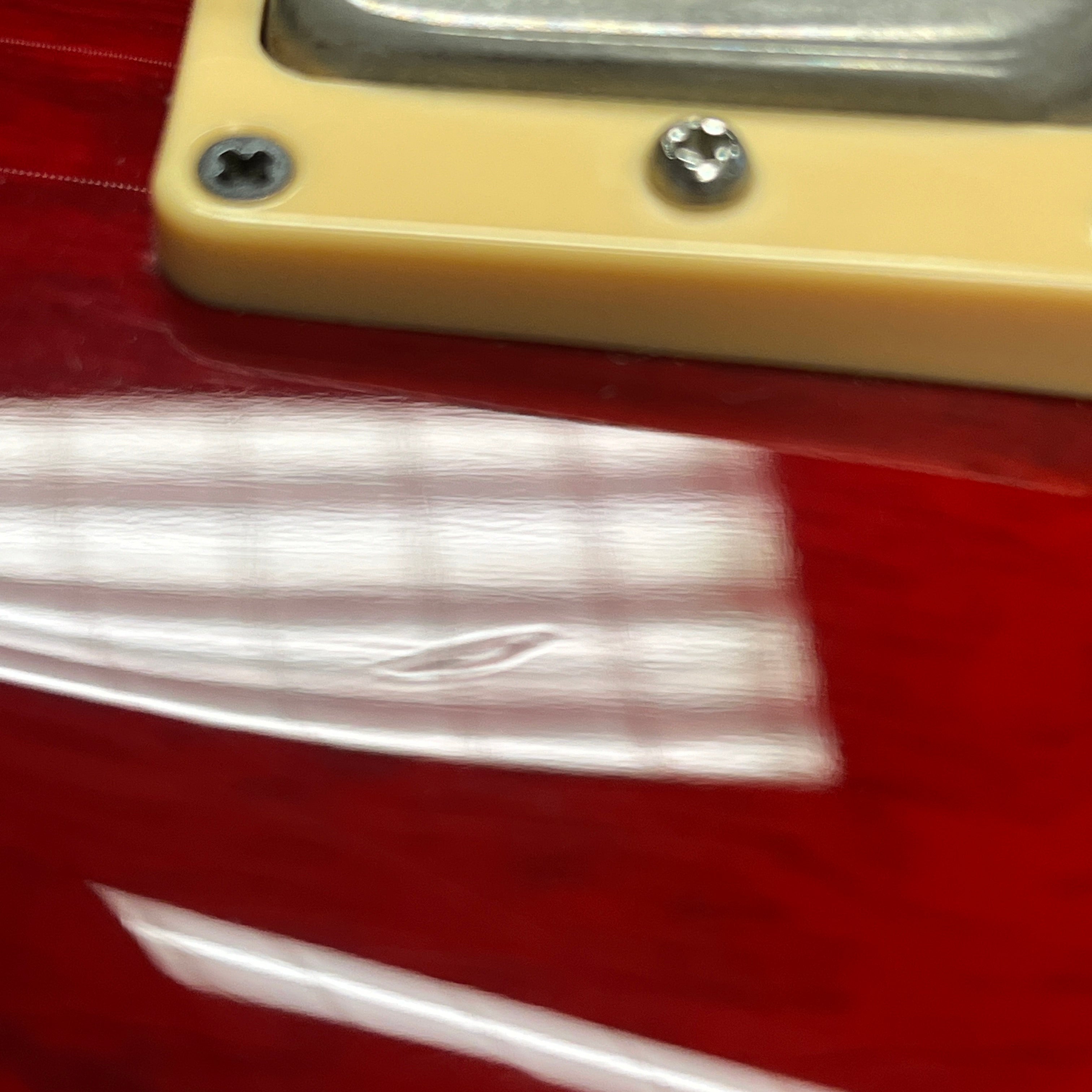 Paul Reed Smith Swamp Ash Special electric guitar Vintage Cherry with cream binding and chrome hardware