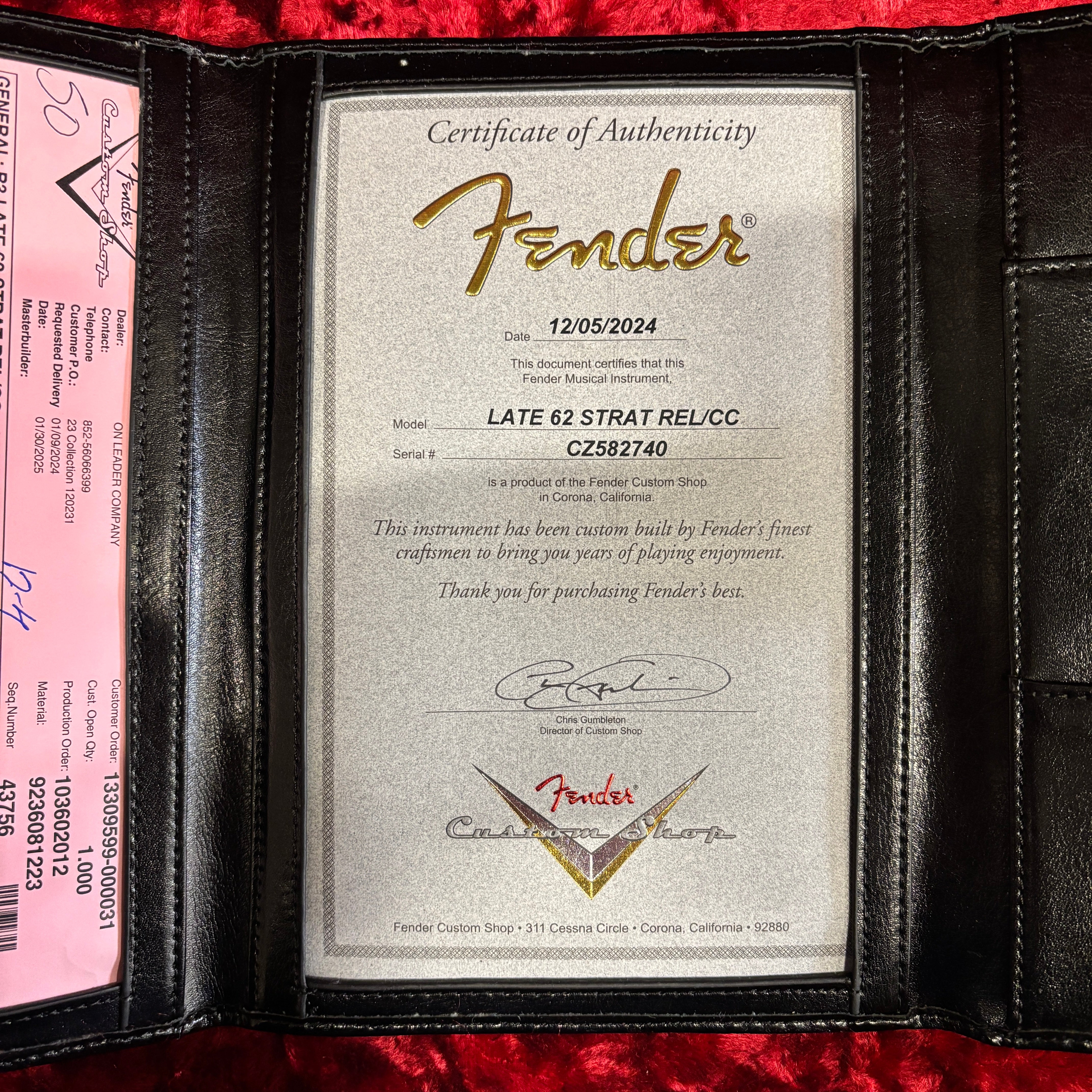 Fender Custom Shop Late 1962 Stratocaster Closet Classic Relic electric guitar 3-Color Sunburst with Certificate of Authenticity