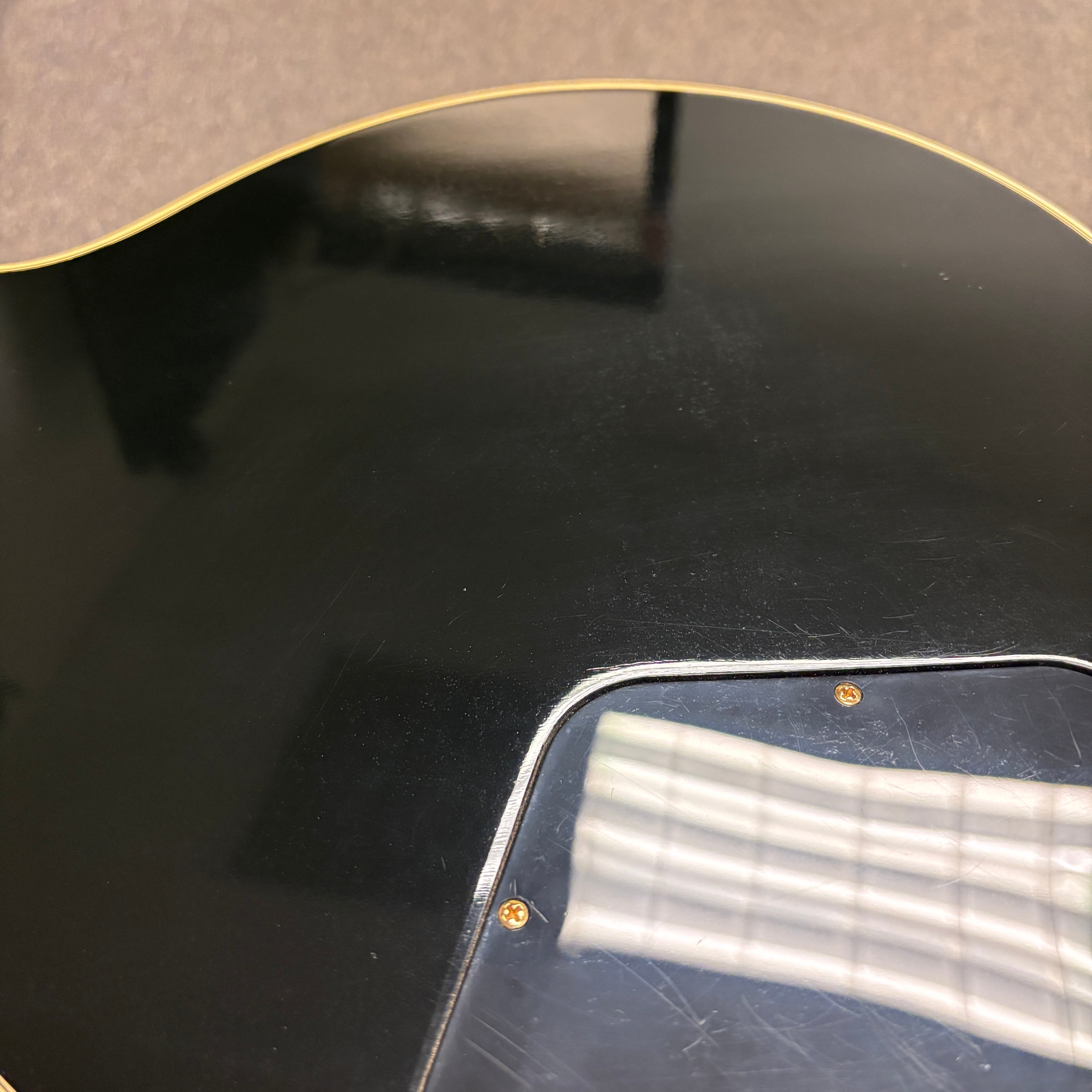 Pre-owned Gibson 1988 Les Paul Custom electric guitar Ebony with gold hardware and binding