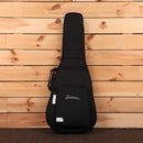 Eastman E1OM CED LX classical guitar gig bag black with shoulder straps