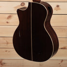Eastman AC822CEFF acoustic guitar natural finish with white binding and cutaway body