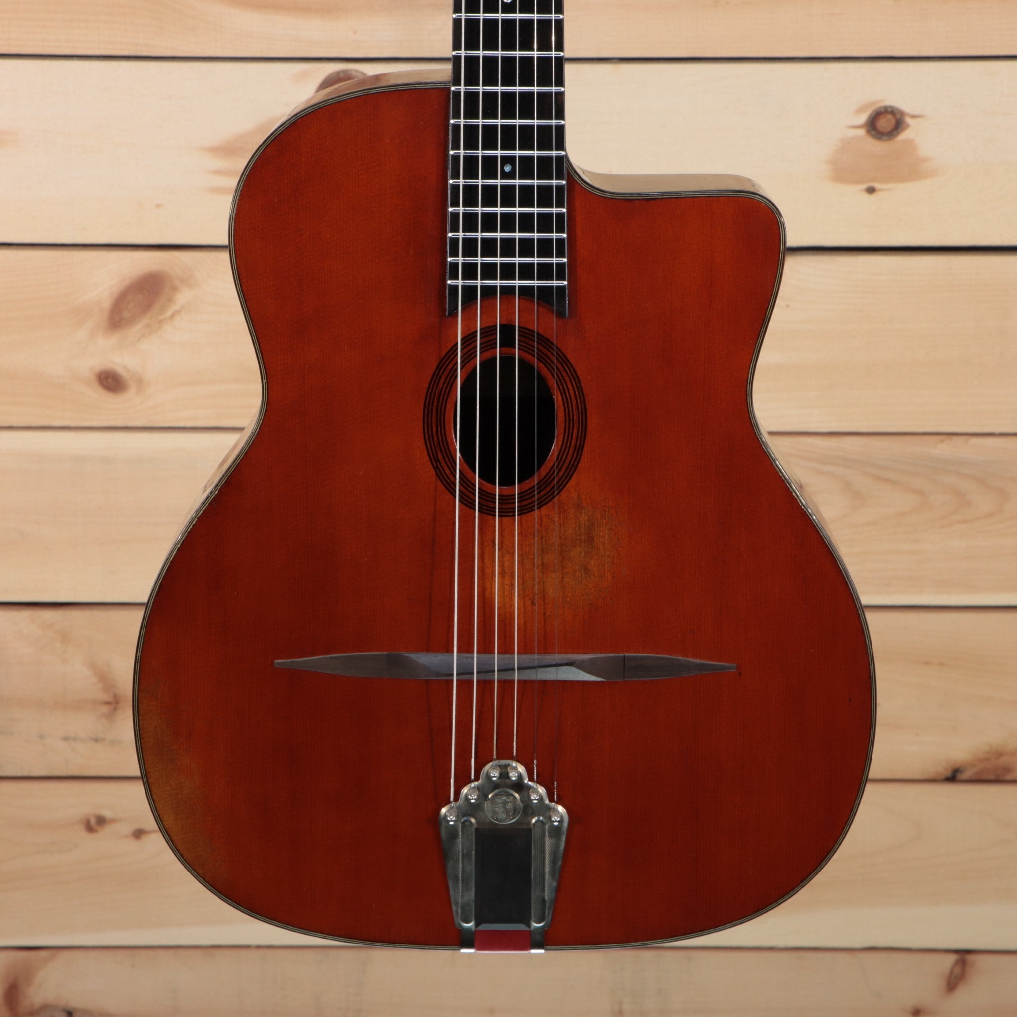 Eastman DM2V classical guitar antique finish with cutaway and nylon strings