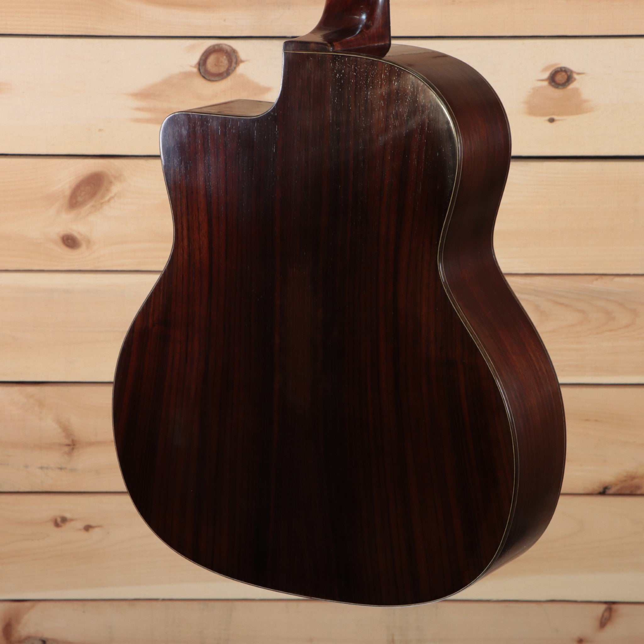 Eastman DM2V acoustic dreadnought guitar antique classic finish with rosewood back and sides