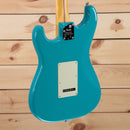 Fender American Professional II Stratocaster electric guitar Miami Blue with single-coil pickups