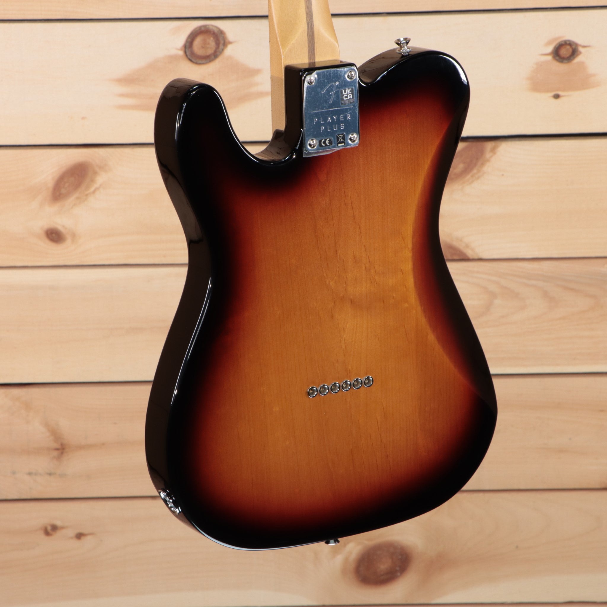 Fender Player Plus Telecaster electric guitar 3-color sunburst with single-coil pickups