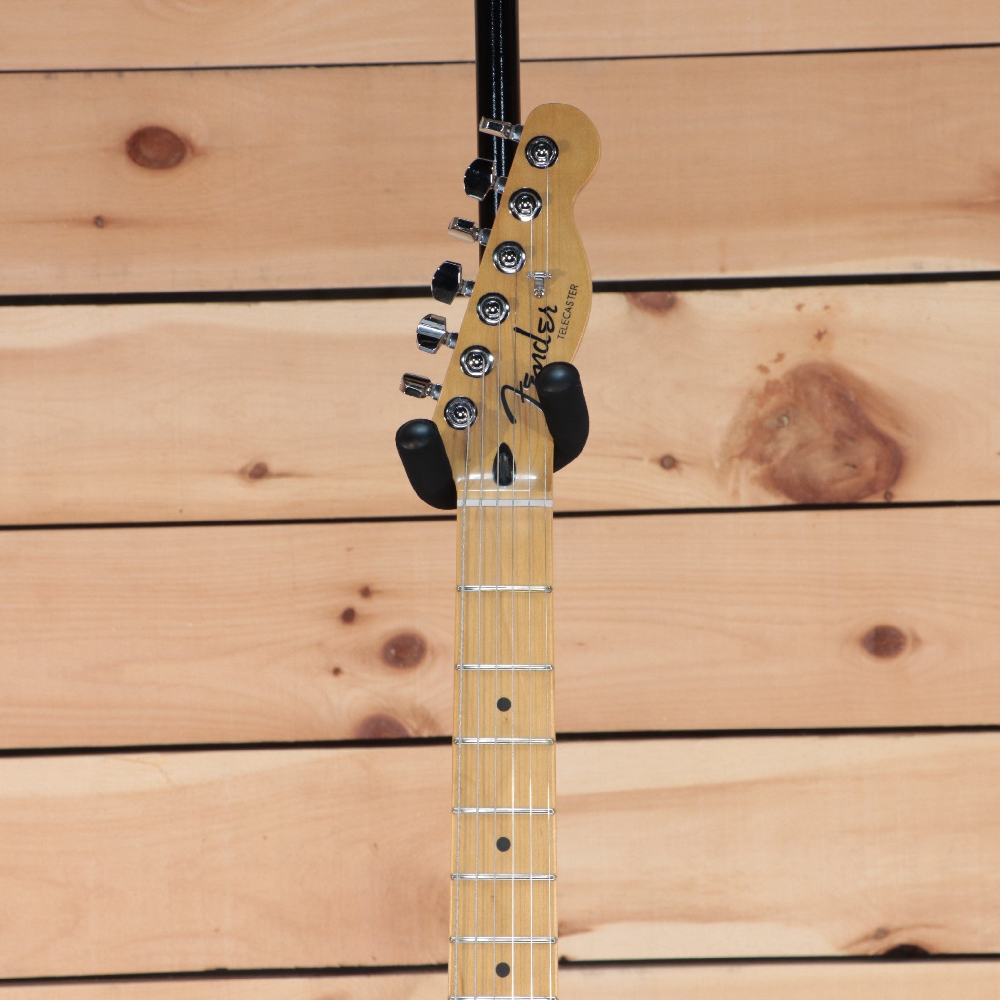 Fender Player Plus Telecaster electric guitar 3-Color Sunburst with maple neck and single-coil pickups