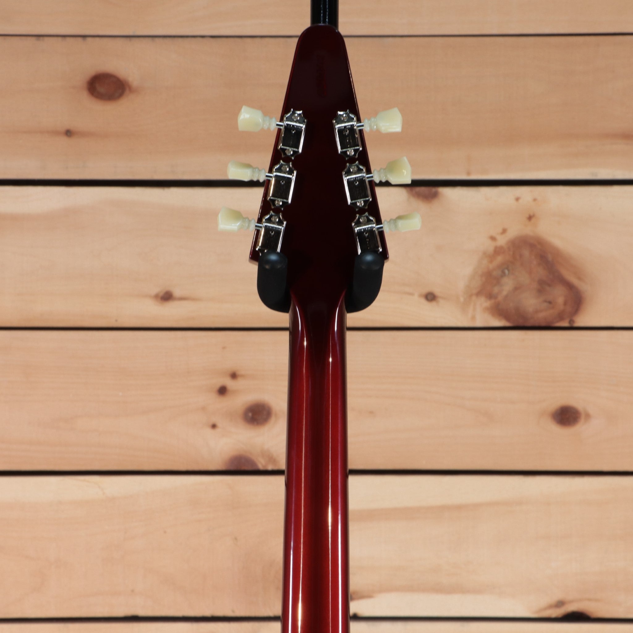 Gibson 1967 Flying V electric guitar Sparkling Burgundy with Vibrola tremolo system