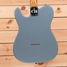 Fender Chrissie Hynde Telecaster electric guitar Ice Blue Metallic with single-coil pickups