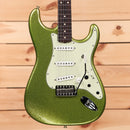Fender Custom Shop Dick Dale Stratocaster electric guitar Chartreuse Sparkle with single-coil pickups