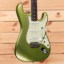 Fender Custom Shop Dick Dale Stratocaster electric guitar Chartreuse Sparkle with white pickguard and single-coil pickups