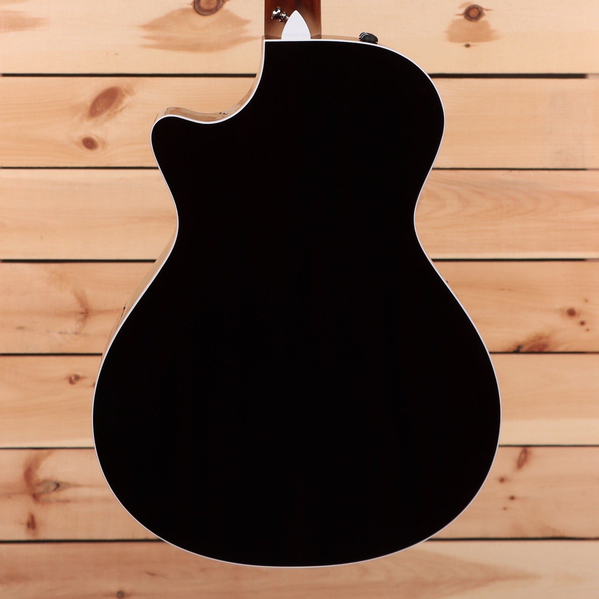 Taylor 412ce Grand Concert acoustic-electric guitar tobacco sunburst with venetian cutaway