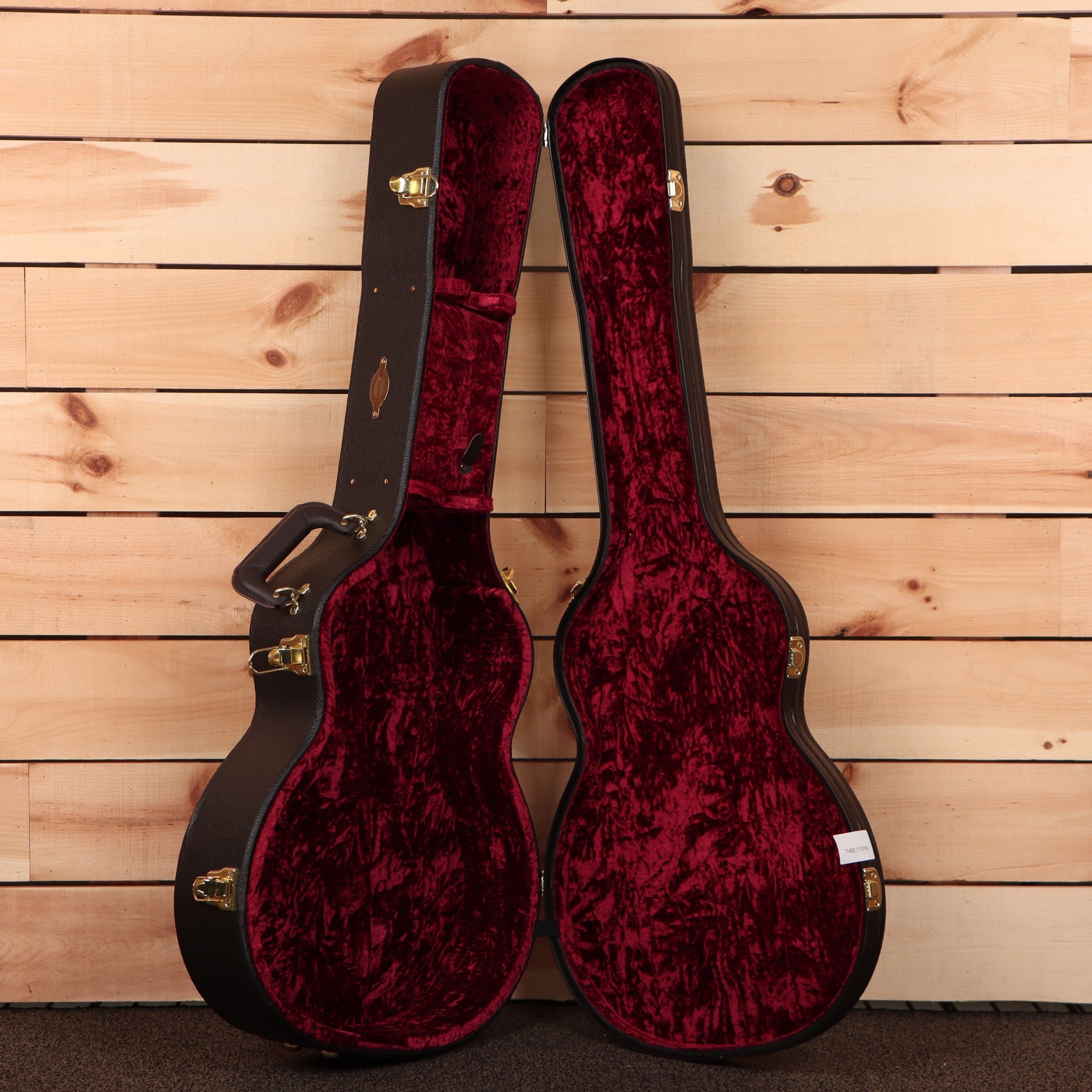 Taylor 414ce Grand Auditorium acoustic guitar Tobacco Sunburst with cutaway and gold hardware