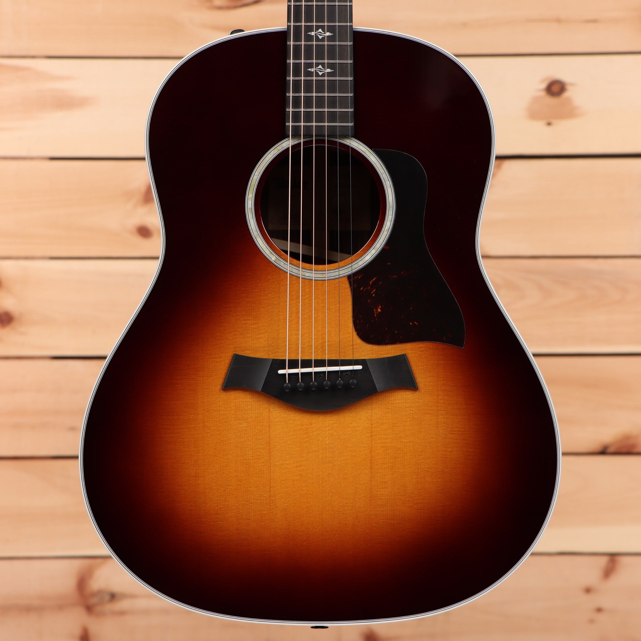 Taylor 417e Grand Pacific dreadnought acoustic guitar tobacco sunburst with black pickguard