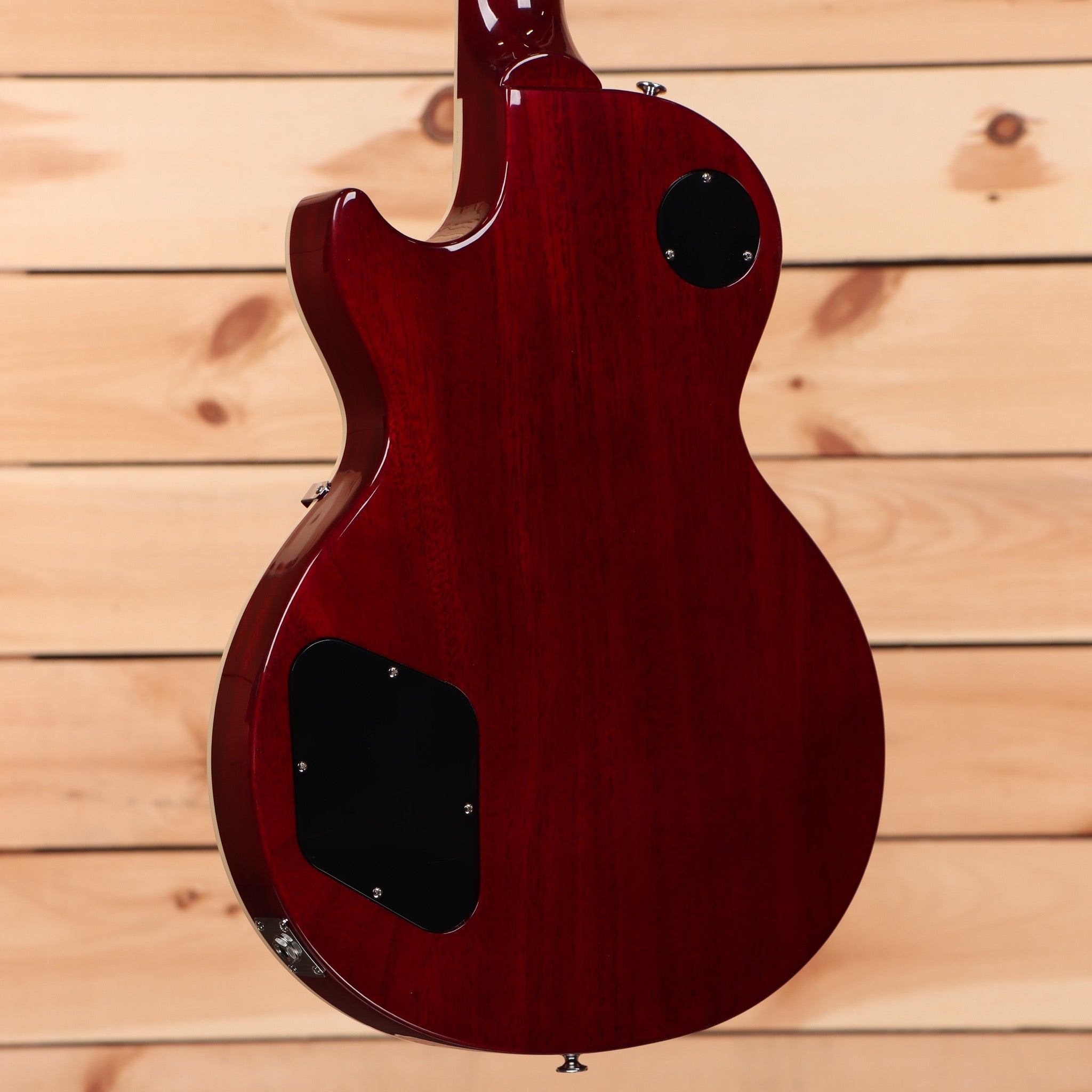 Gibson Les Paul Deluxe 70s electric guitar 70s Cherry with dual humbucker pickups