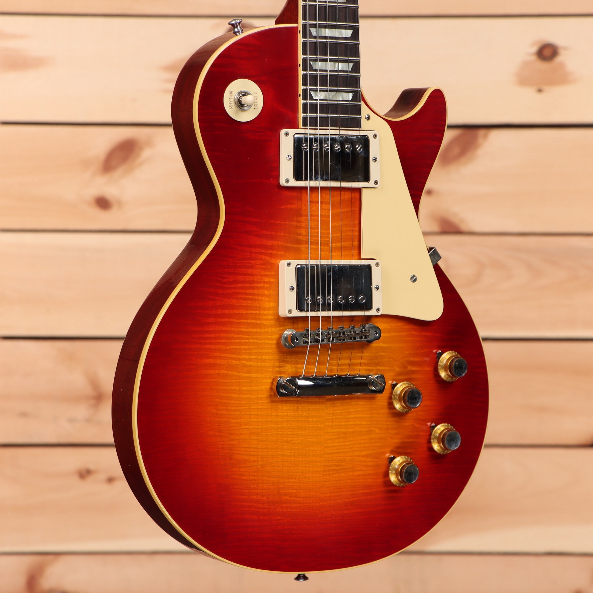 Gibson 1960 Les Paul Standard Ultra Light electric guitar Wide Tomato Burst with dual humbucker pickups