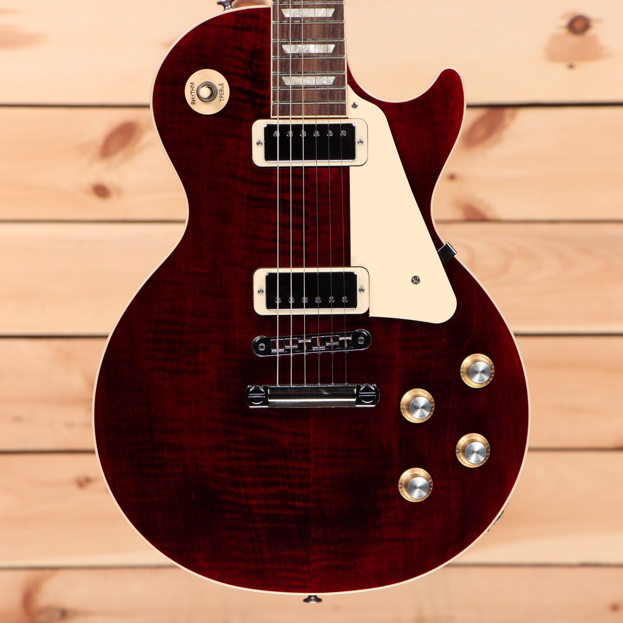 Gibson Les Paul 70s Deluxe wine red electric guitar with dual humbuckers and gold hardware