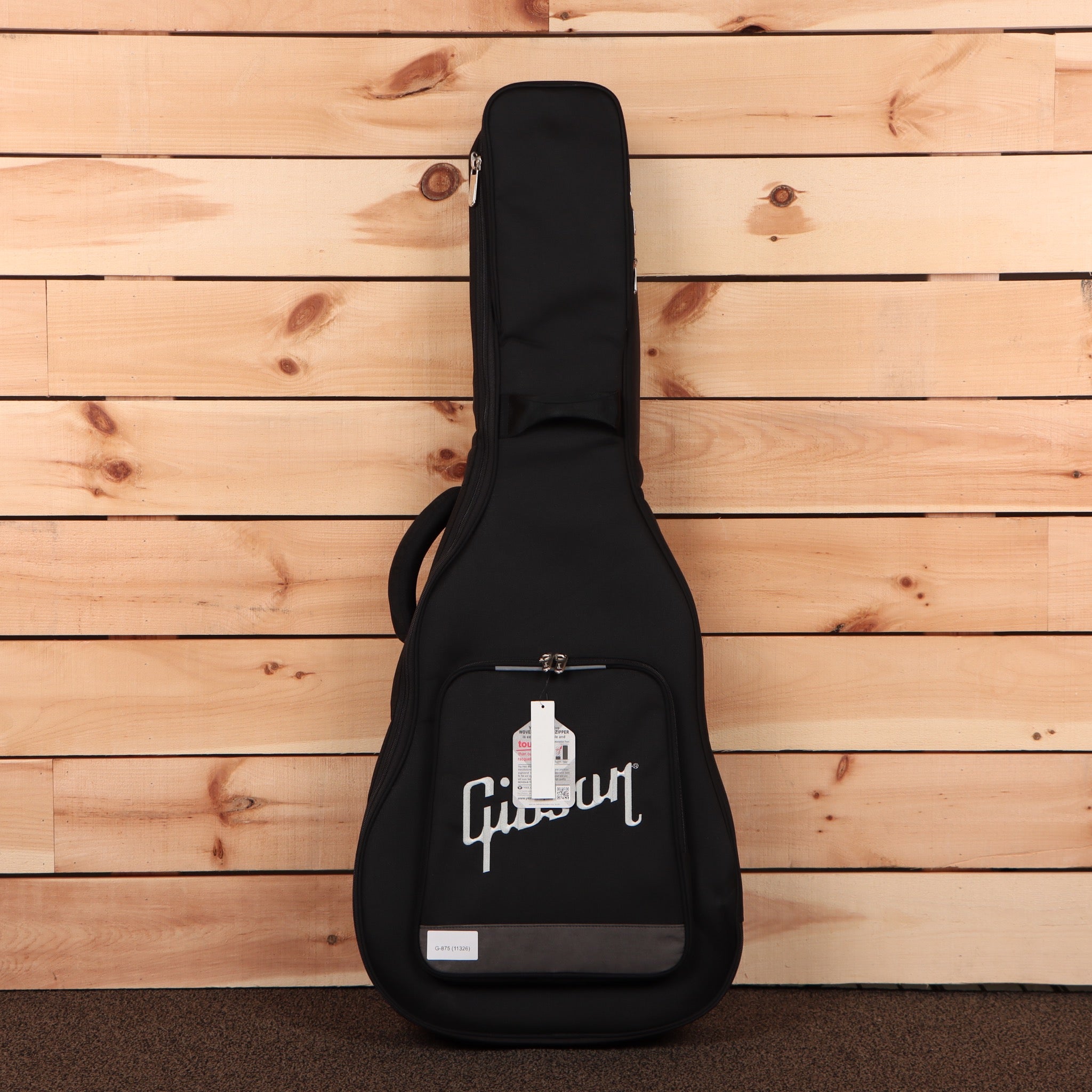 Gibson G45 dreadnought acoustic guitar case black with Gibson logo patch