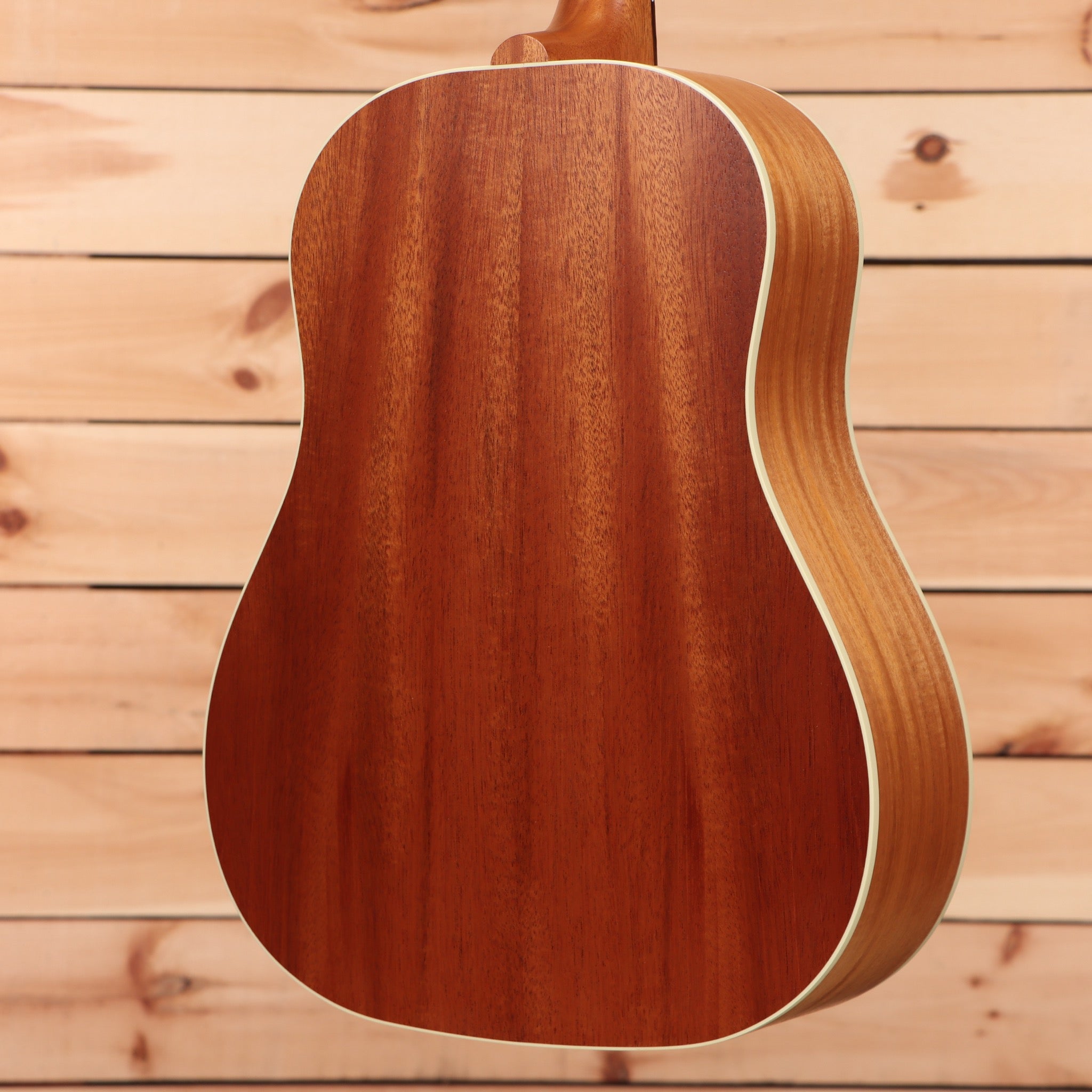 Gibson J35 dreadnought acoustic guitar faded natural finish with white binding
