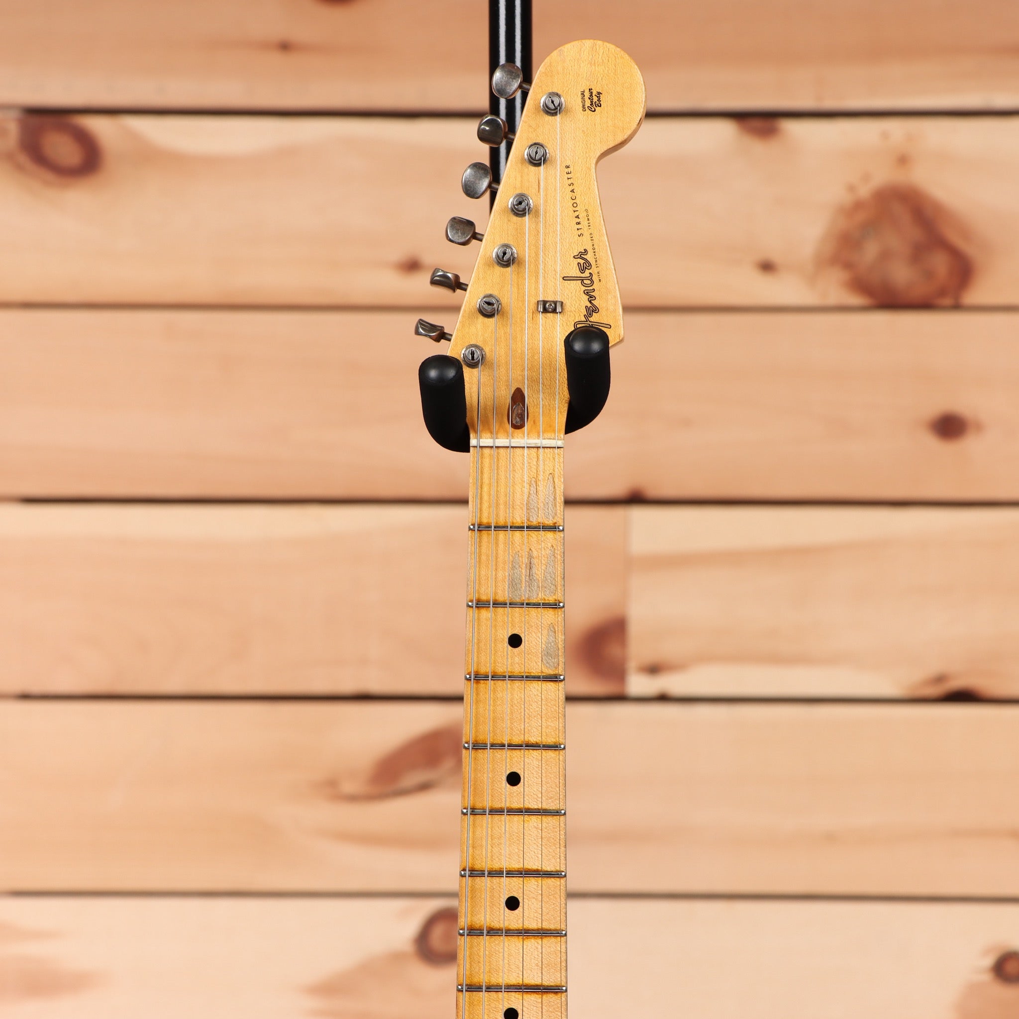Pre-owned Fender Custom Shop Eric Clapton Signature Stratocaster Journeyman Relic 2-Color Sunburst electric guitar with maple neck