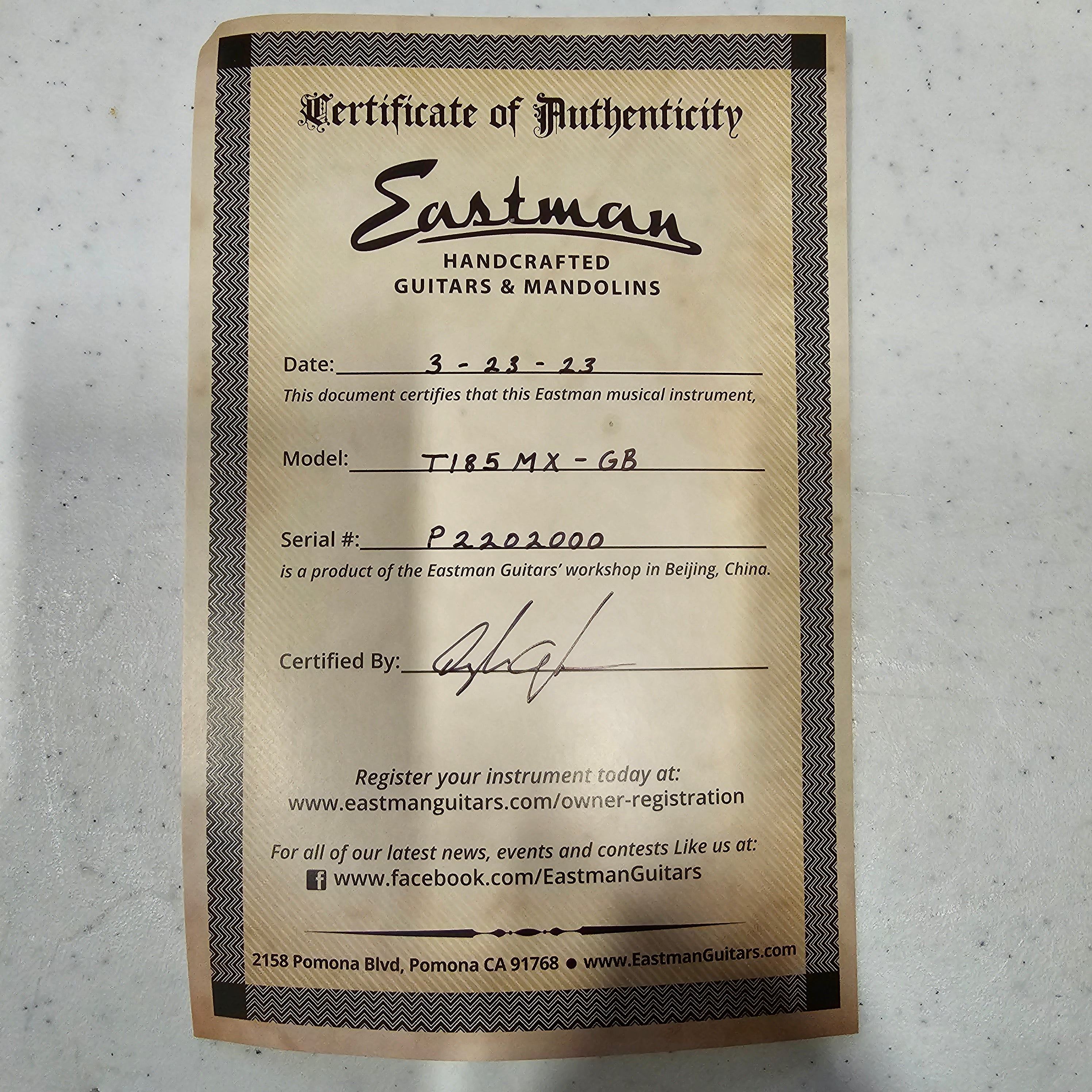 Eastman T185MX-GB semi-hollow body electric guitar Goldburst with certificate of authenticity