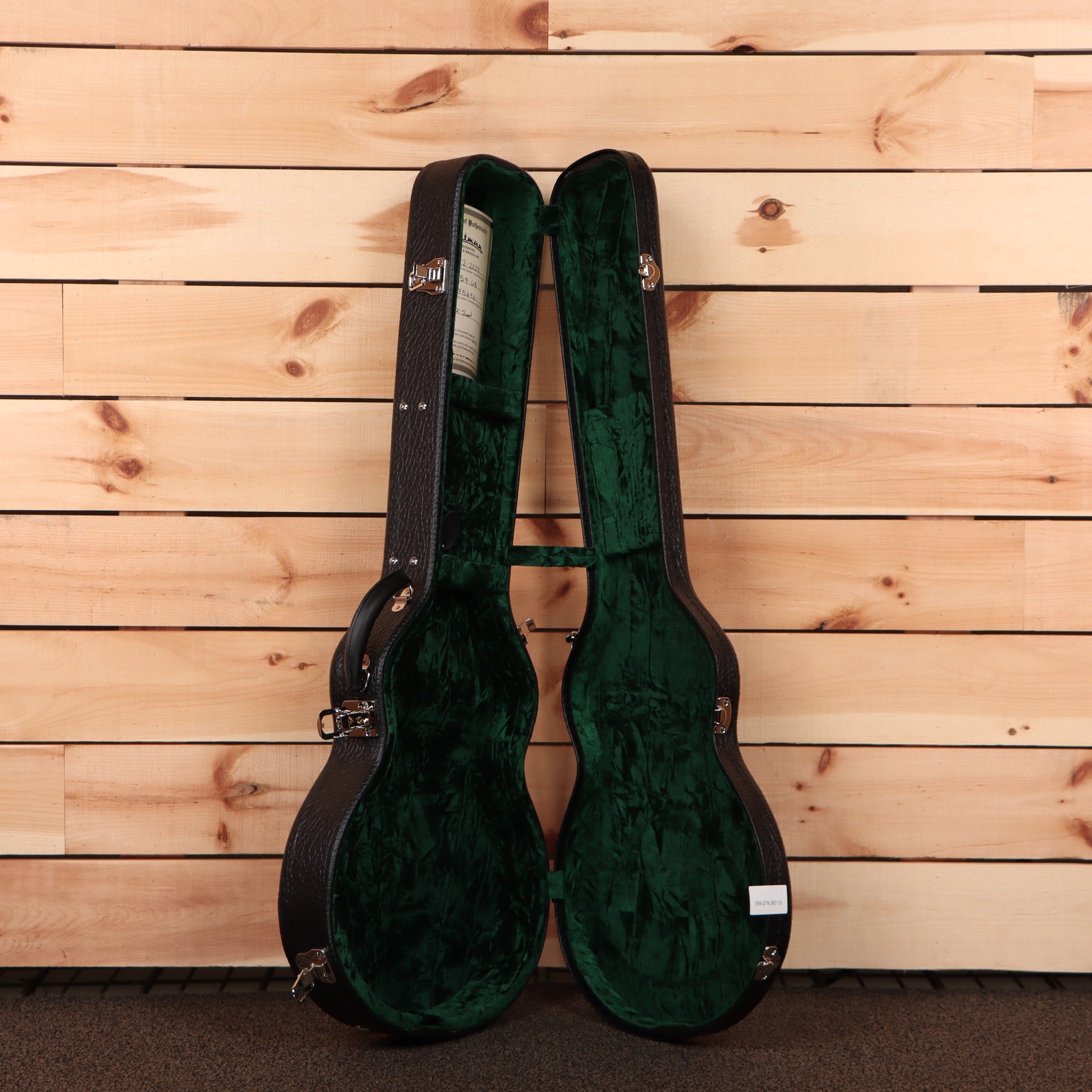 Eastman SB59 semi-hollow body electric guitar Goldburst finish with open green velvet case