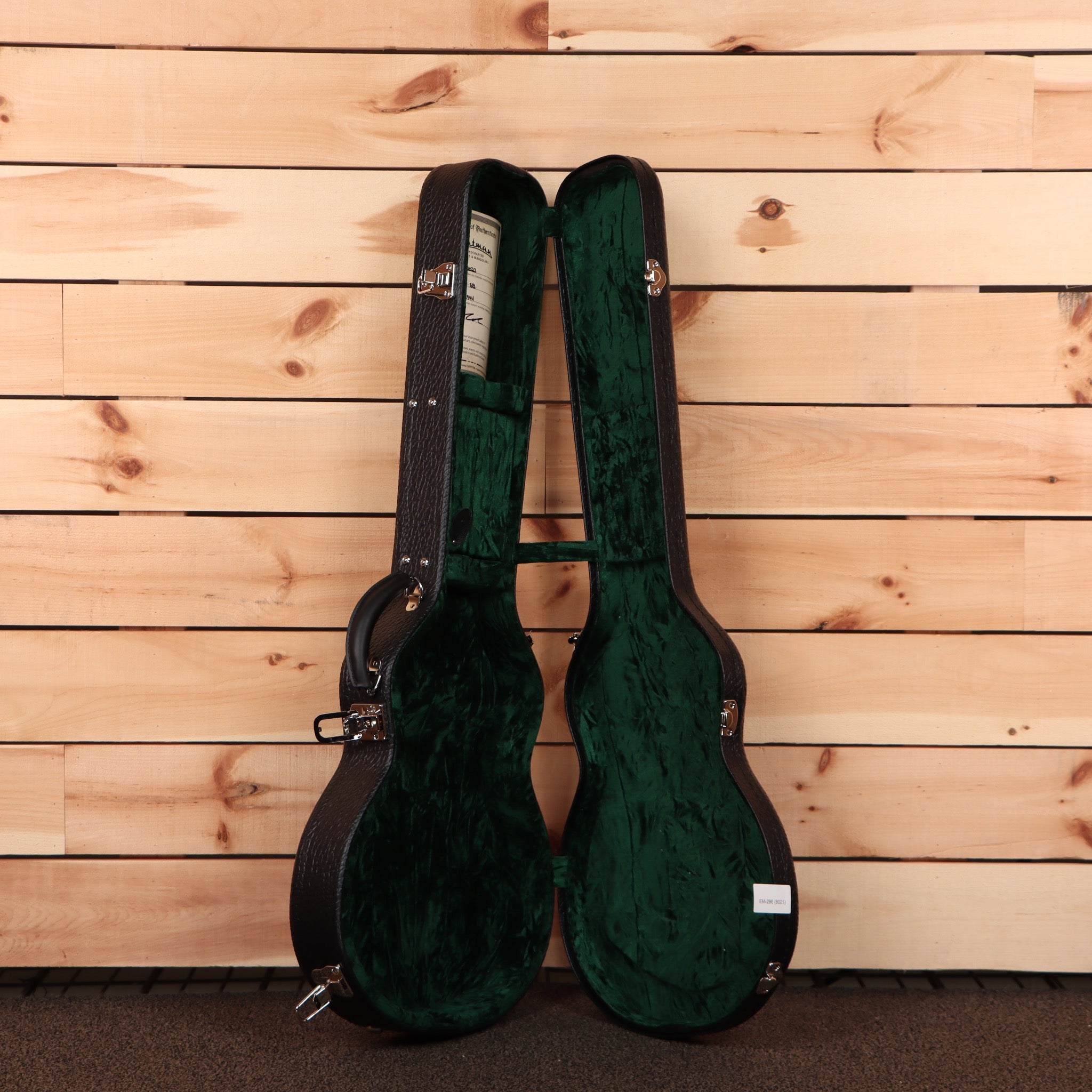 Eastman SB59 semi-hollow electric guitar sunburst finish with green velvet-lined case