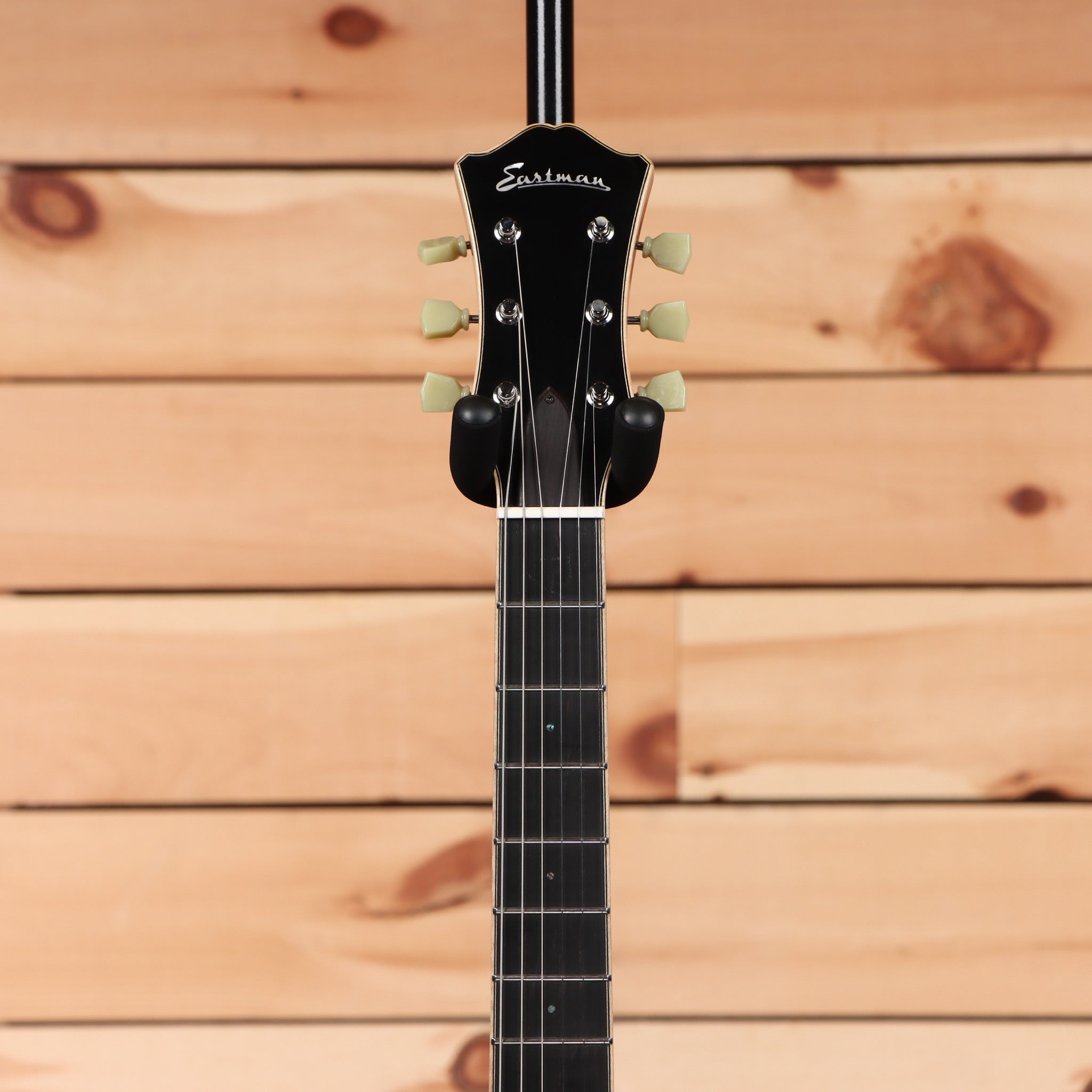 Eastman T185MX semi-hollowbody electric guitar Goldburst with cream tuning pegs and maple neck