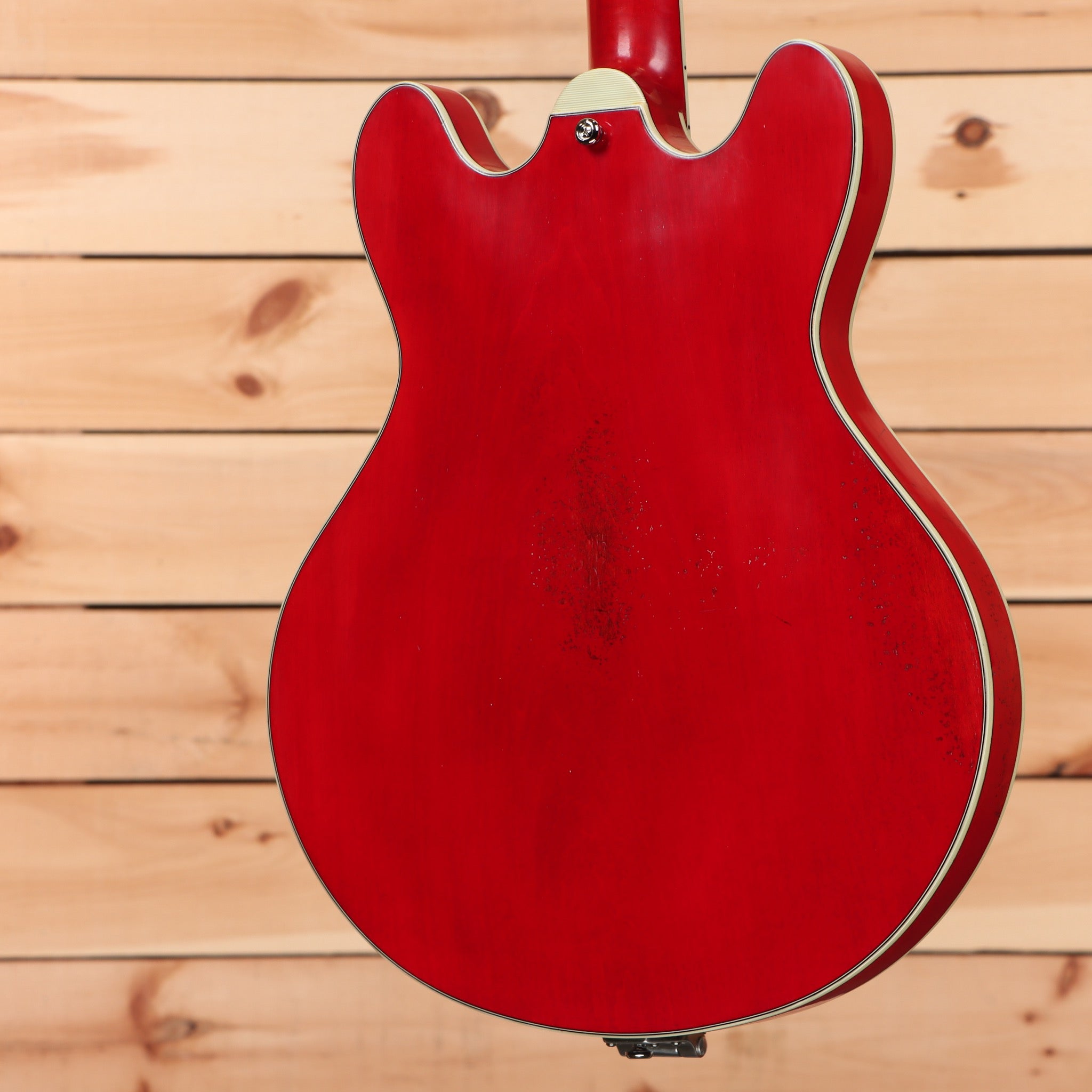 Eastman T64VRd semi-hollow electric guitar antique red with white binding and f-holes