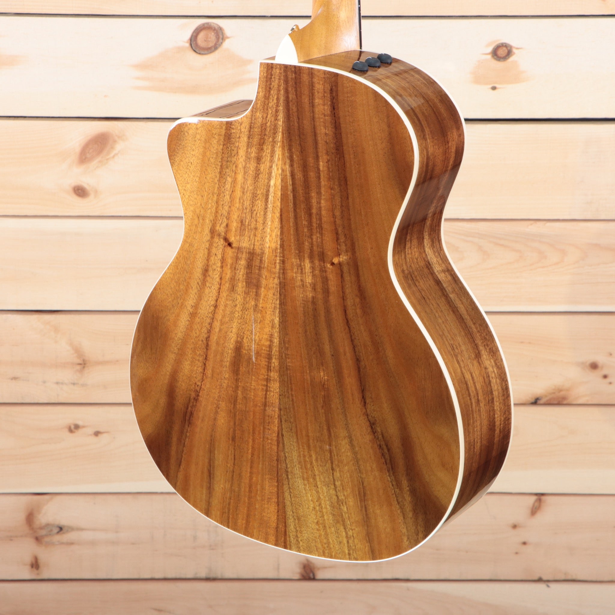 Taylor 214ce-K Dlx Grand Auditorium acoustic-electric guitar Natural finish with venetian cutaway