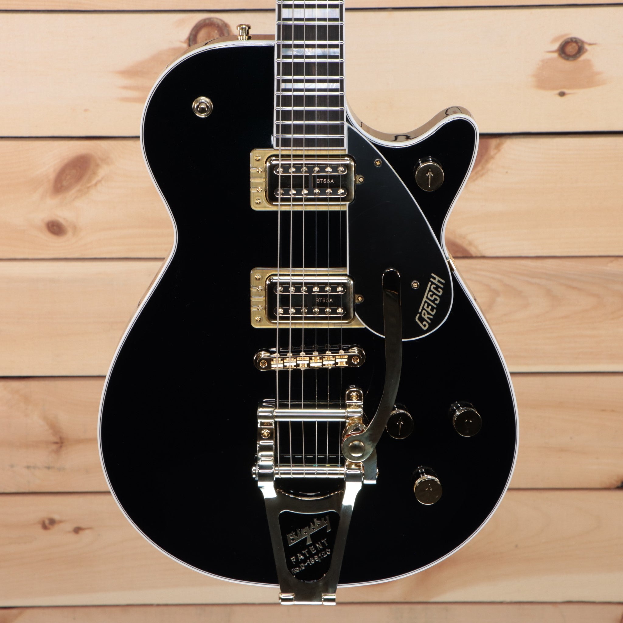 Gretsch G6228TG Players Edition Jet electric guitar Midnight Sapphire with gold humbuckers and Bigsby tremolo