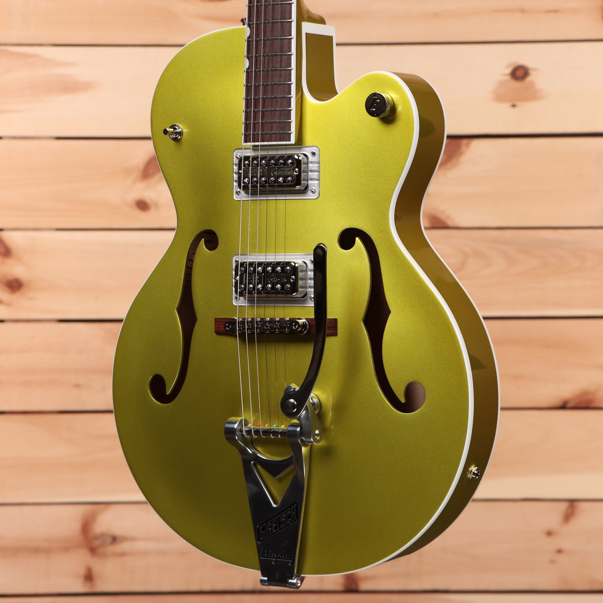 Gretsch G6120THR Brian Setzer Signature Hot Rod semi-hollow electric guitar Lime Gold with Bigsby tremolo