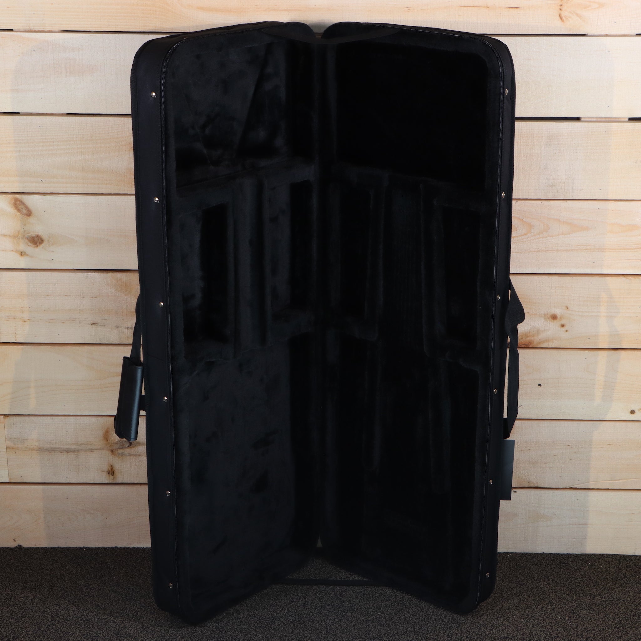 Jackson MJ Series Dinky DKR electric guitar black hard case open interior view