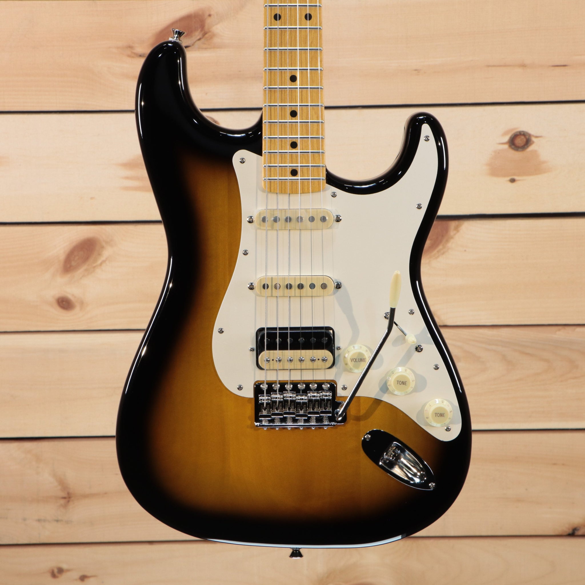 Fender JV Modified '50s Stratocaster HSS Maple Fingerboard 2