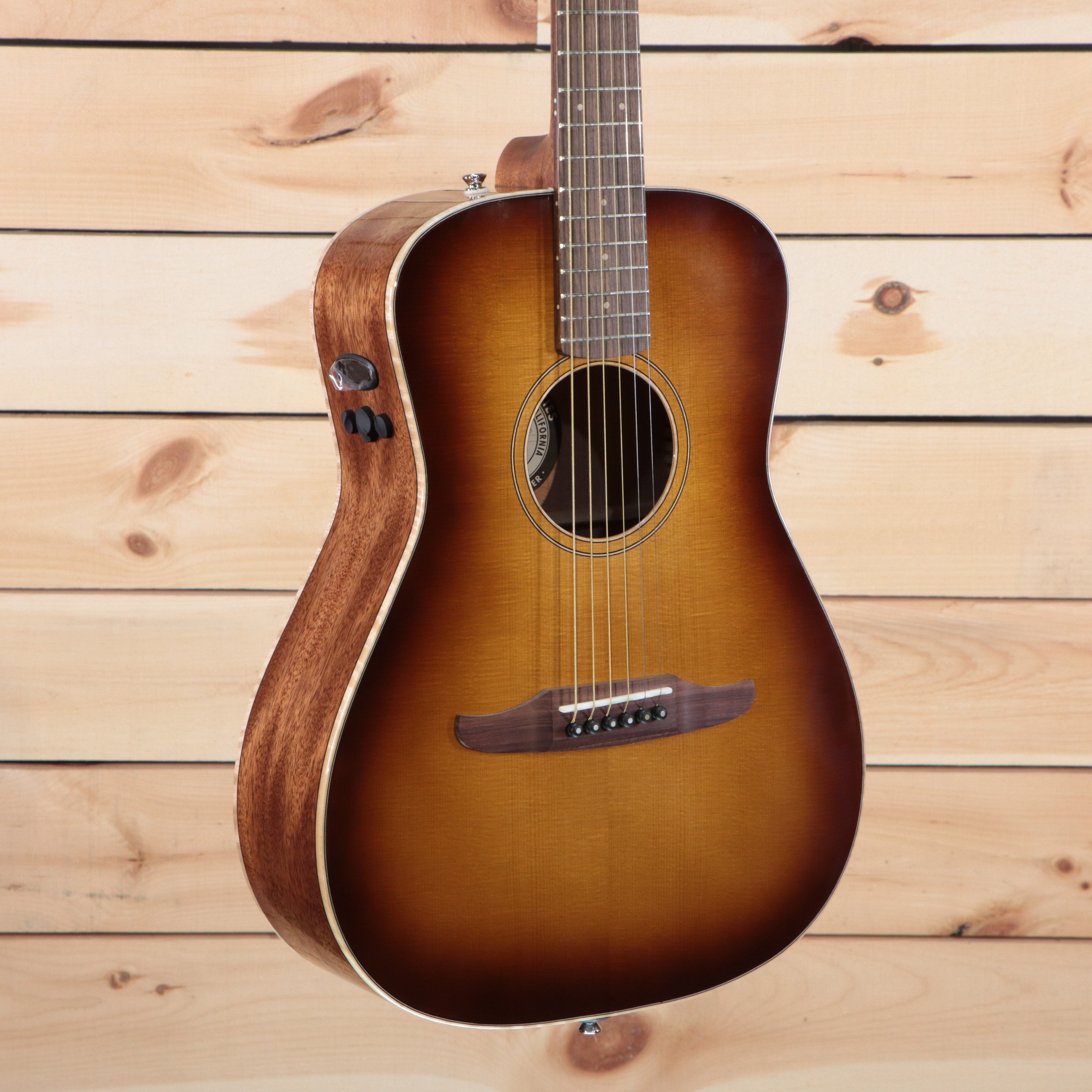 Fender Malibu Classic acoustic-electric guitar sunburst finish with flamed top mahogany back and sides