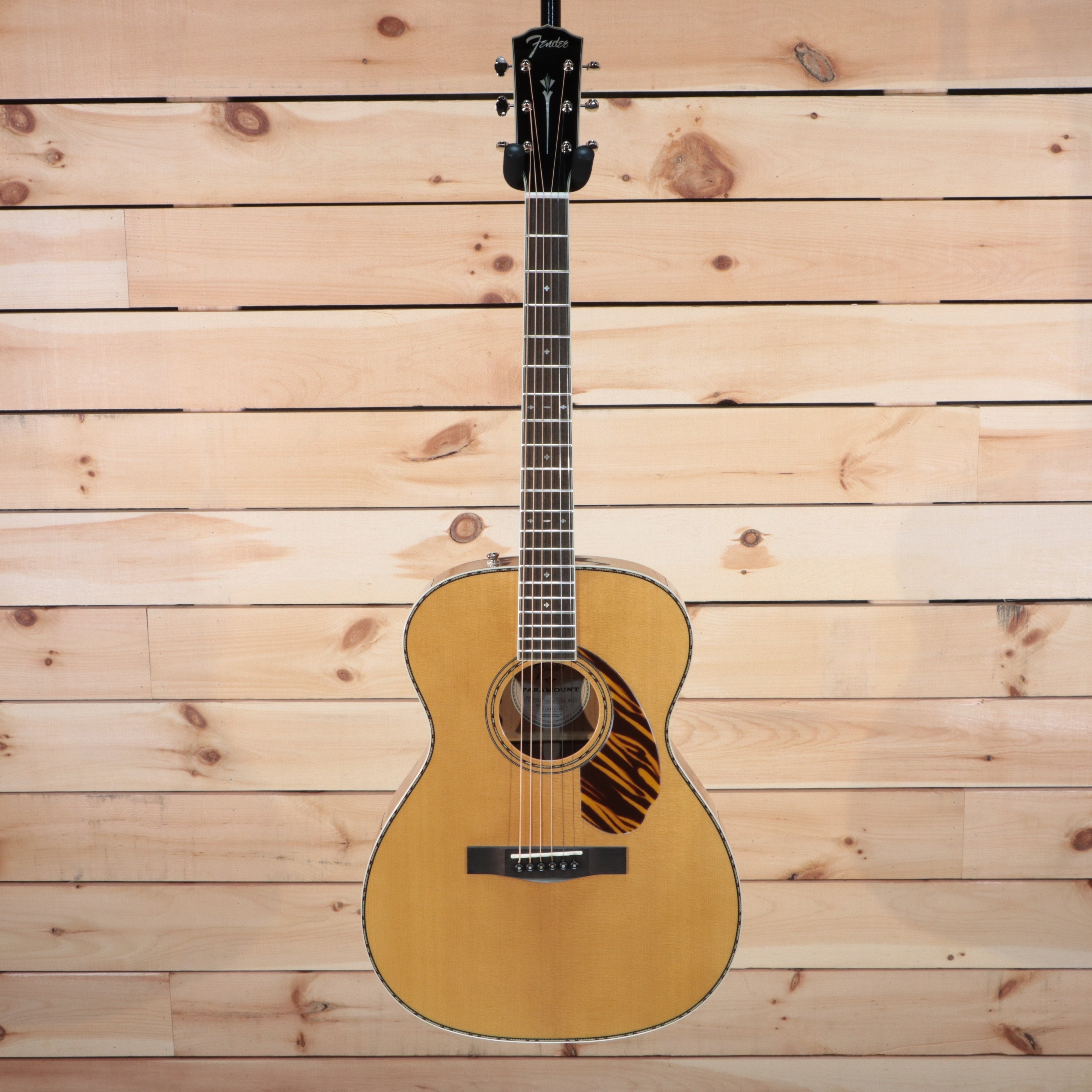 Fender PO-220E Orchestra acoustic-electric guitar natural finish with tortoiseshell pickguard and body binding